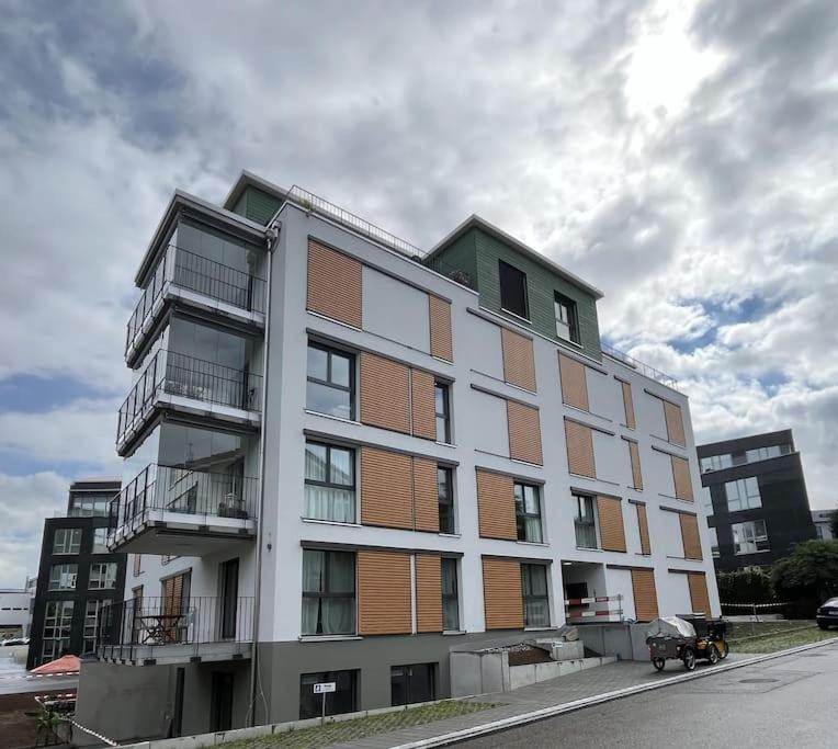 Modern Apt with top location in Kloten