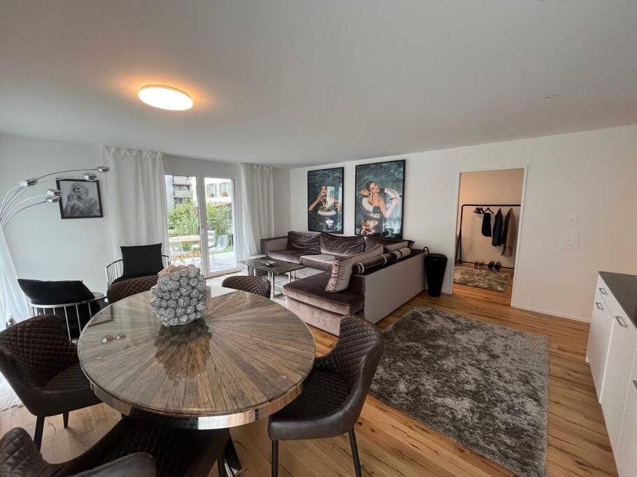 Modern Apt with top location in Kloten