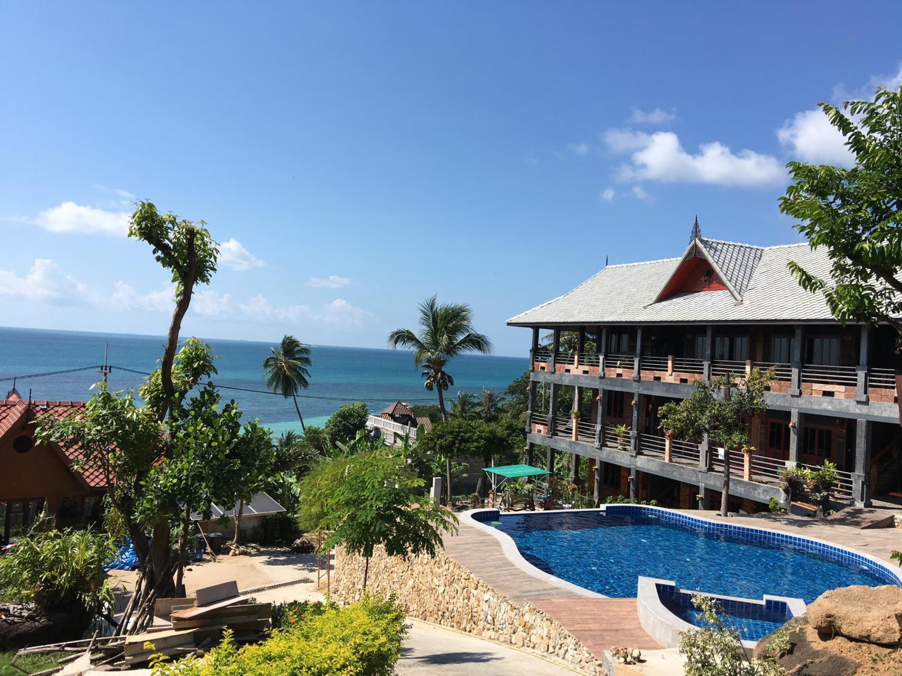 Sea Rock Resort