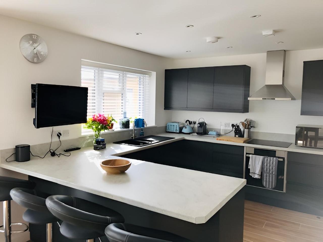 A Modern Holiday Home in the Heart of St Merryn view 5