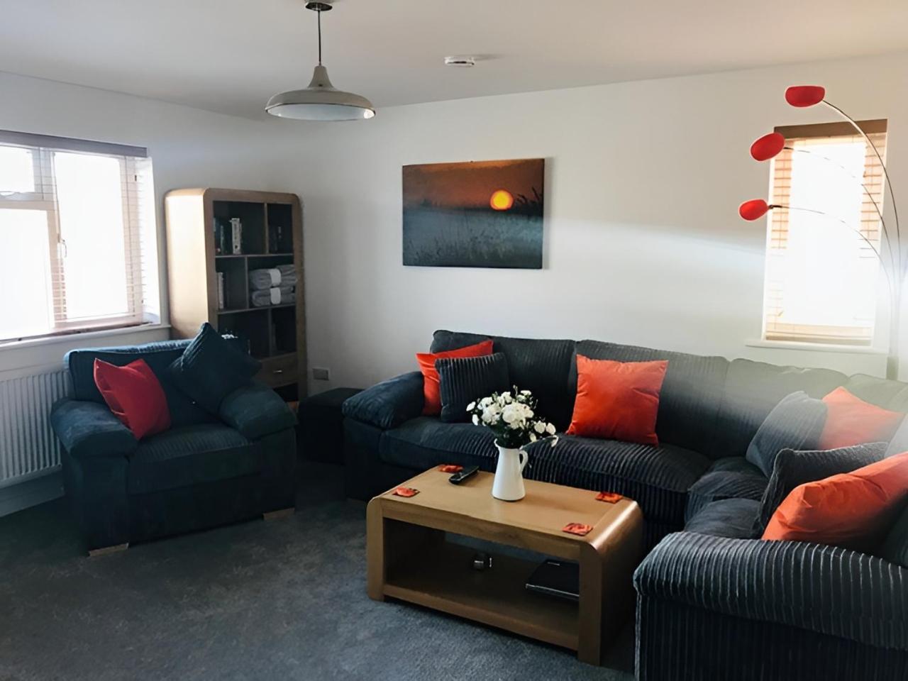 A Modern Holiday Home in the Heart of St Merryn view 4