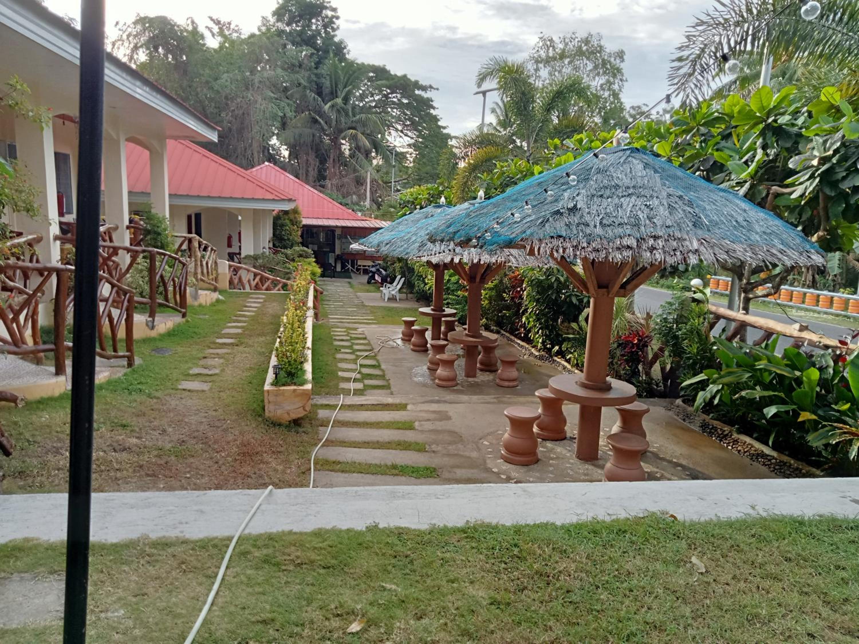 Hanna's Place Rooms for Rent Solangon San Juan Siquijor view 2