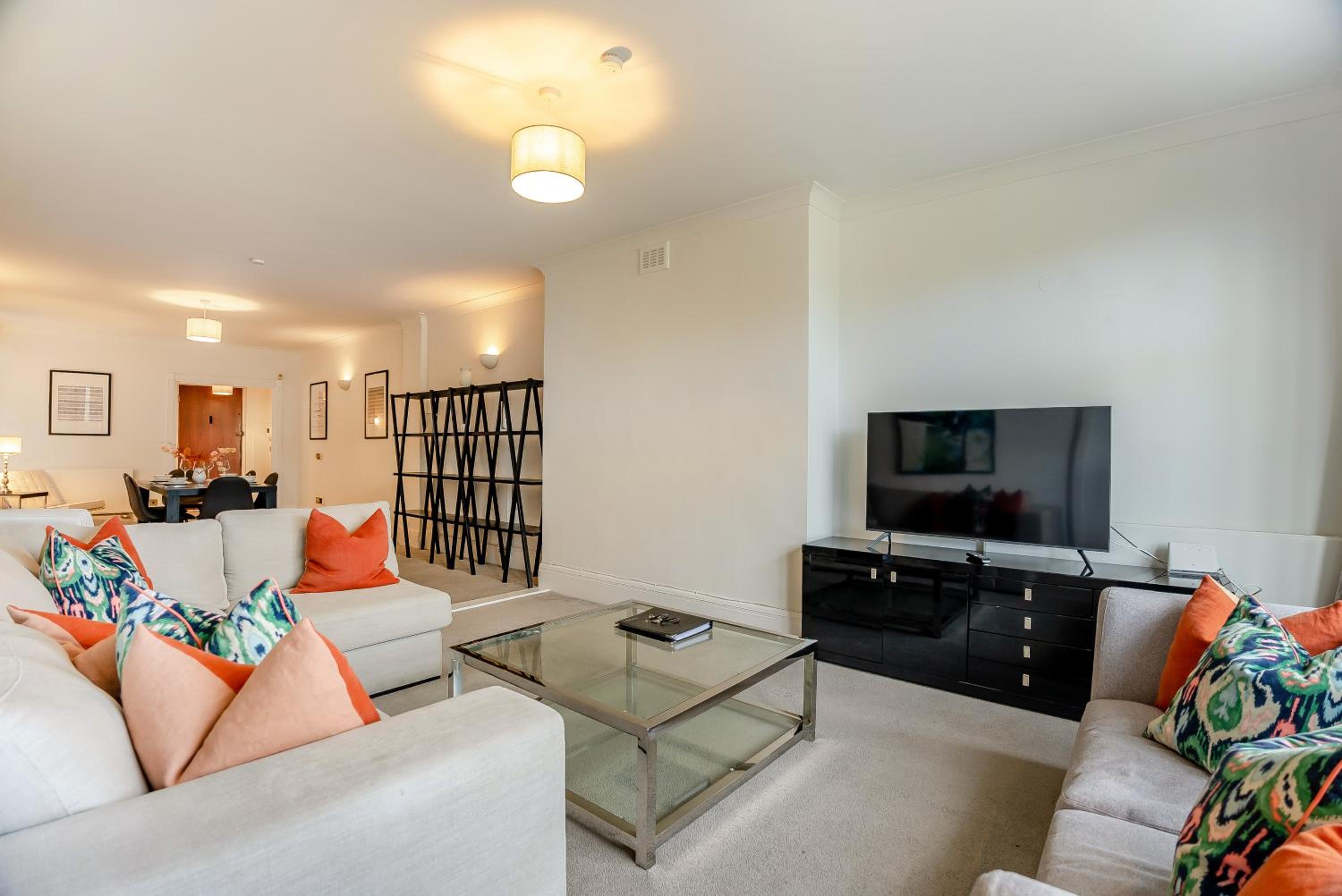 Strathmore Court Apartments
