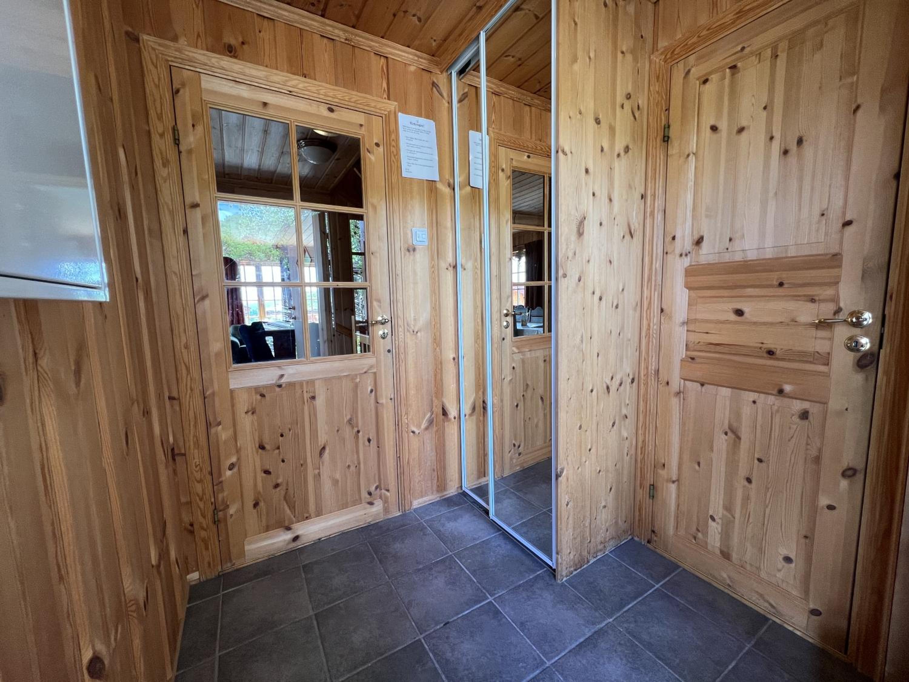 3-Story Apartment Near Slopes With Sauna And Views view 5