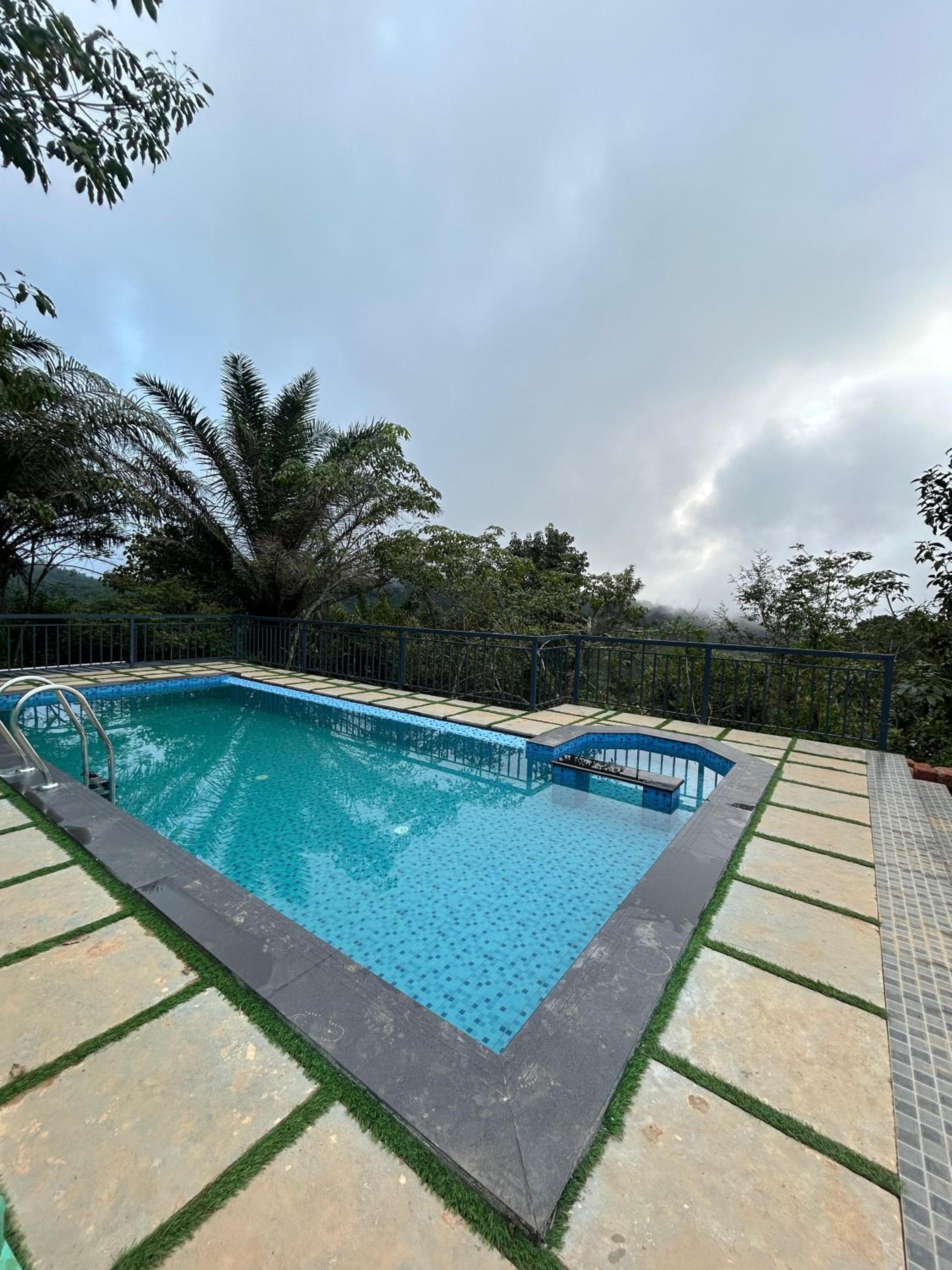 Woodshade Resort