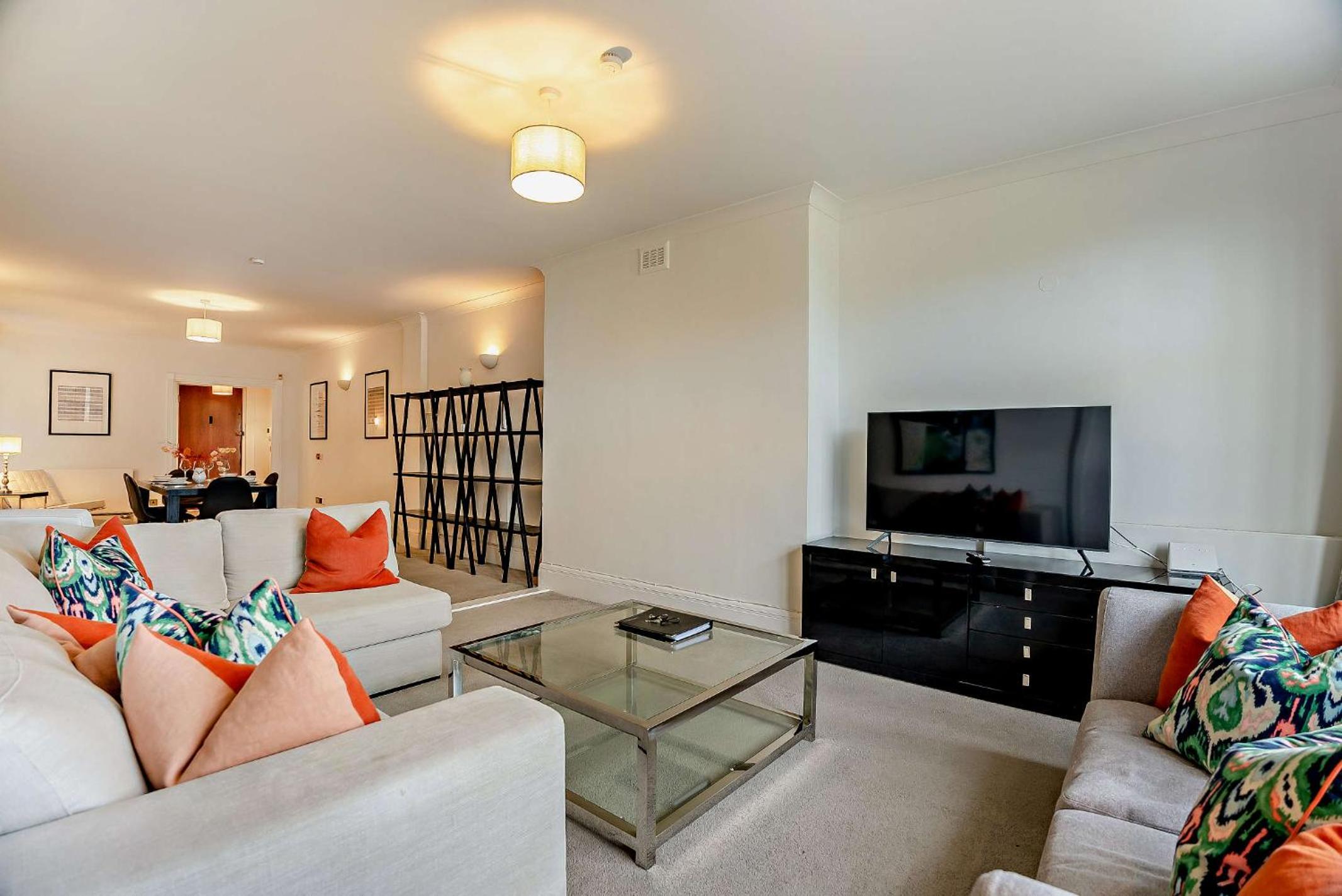 Strathmore Court Apartments
