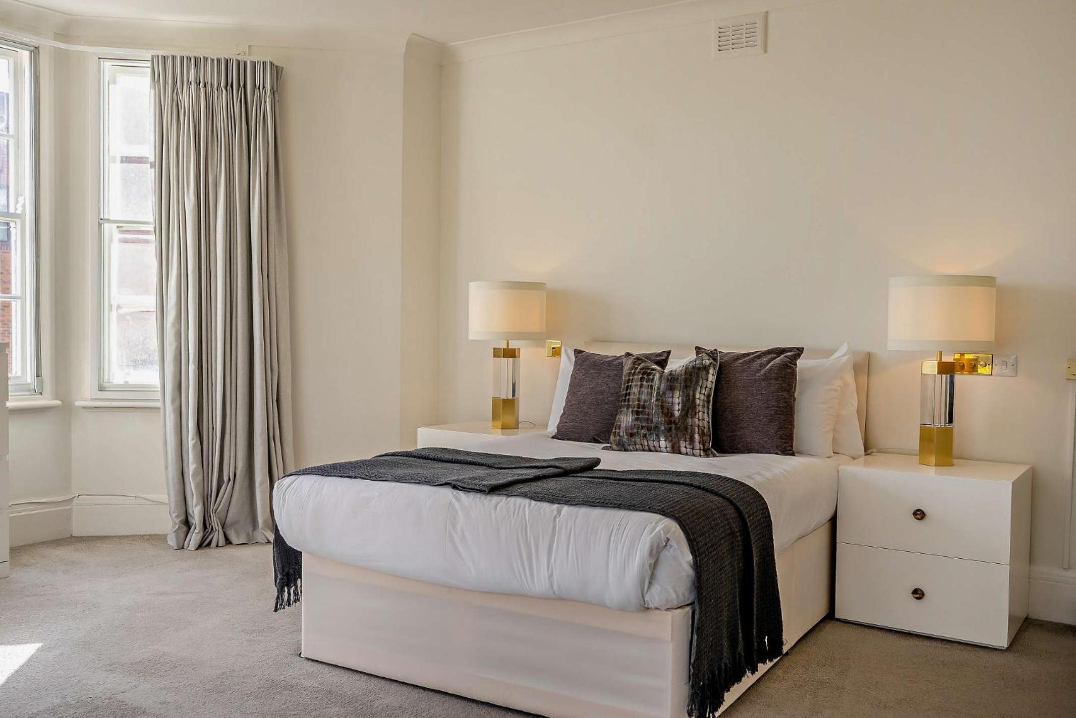 Strathmore Court Apartments