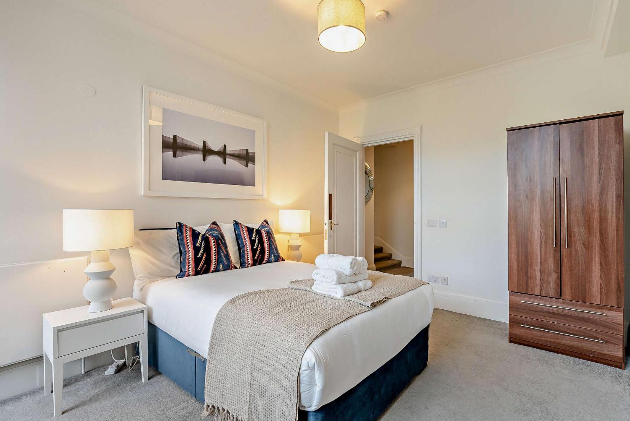 Strathmore Court Apartments