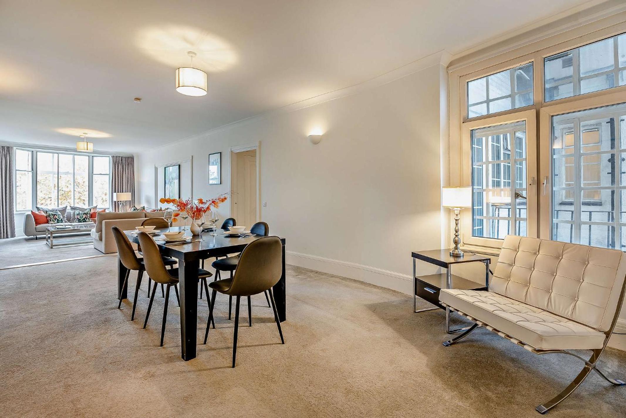 Strathmore Court Apartments