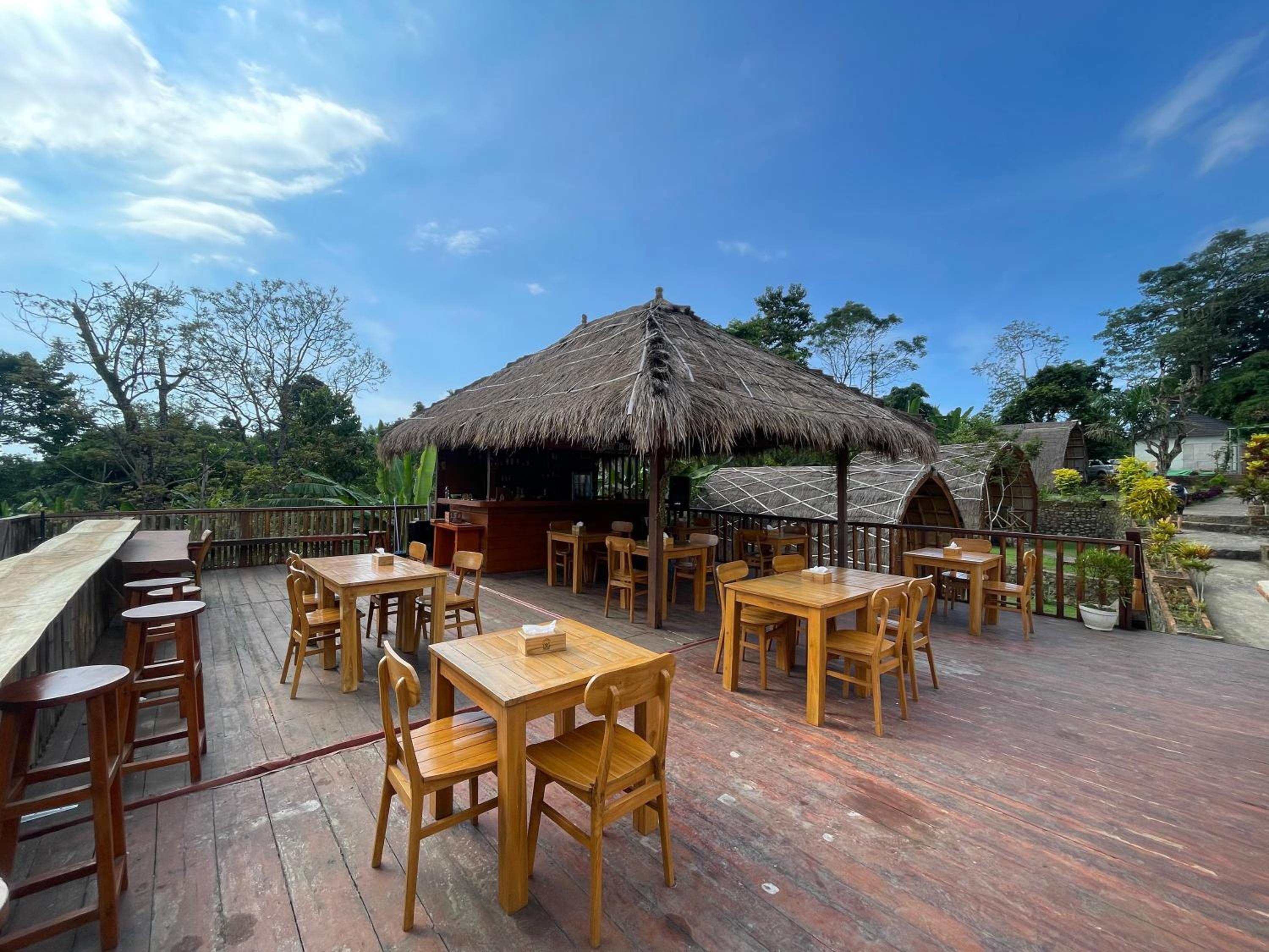 Villa Bambu Rinjani & Restaurant view 4