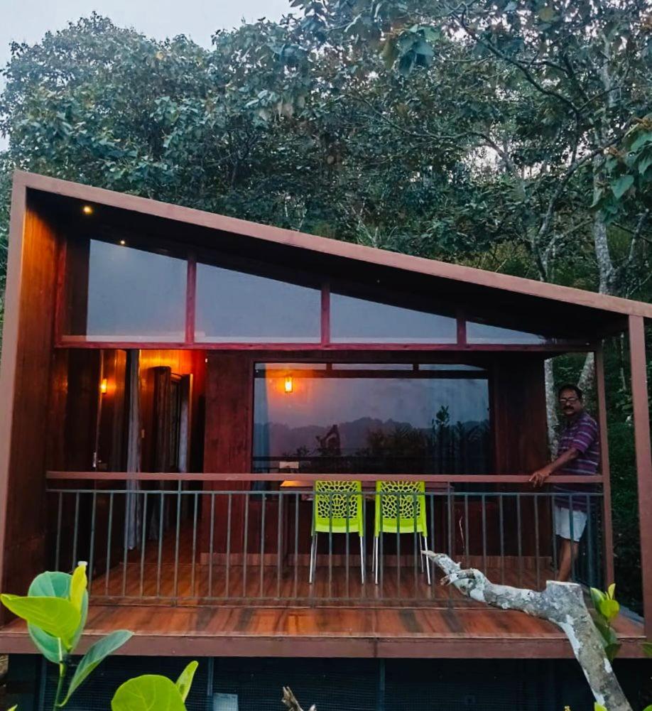 Woodshade Resort