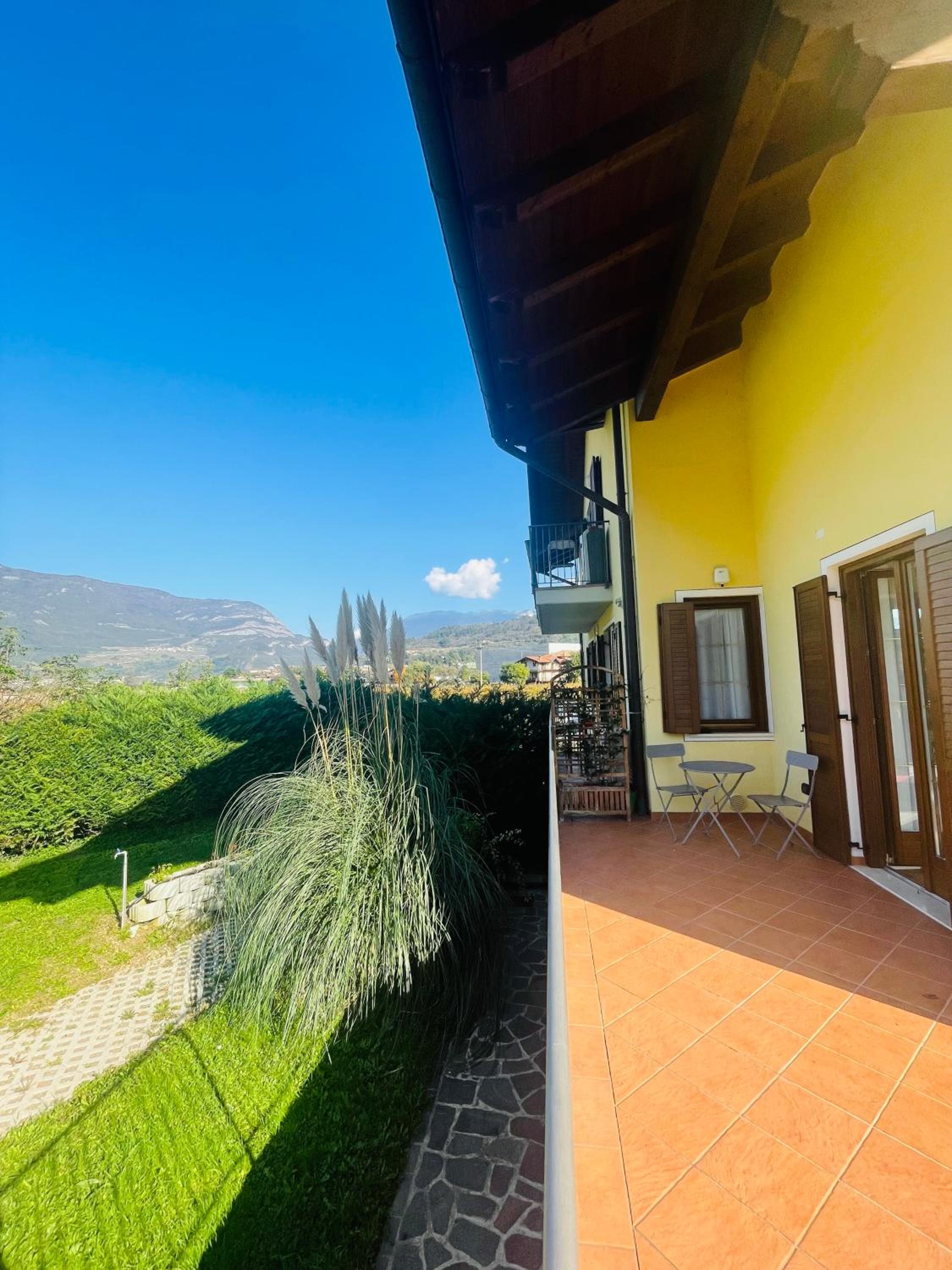 Countryhouse Verso