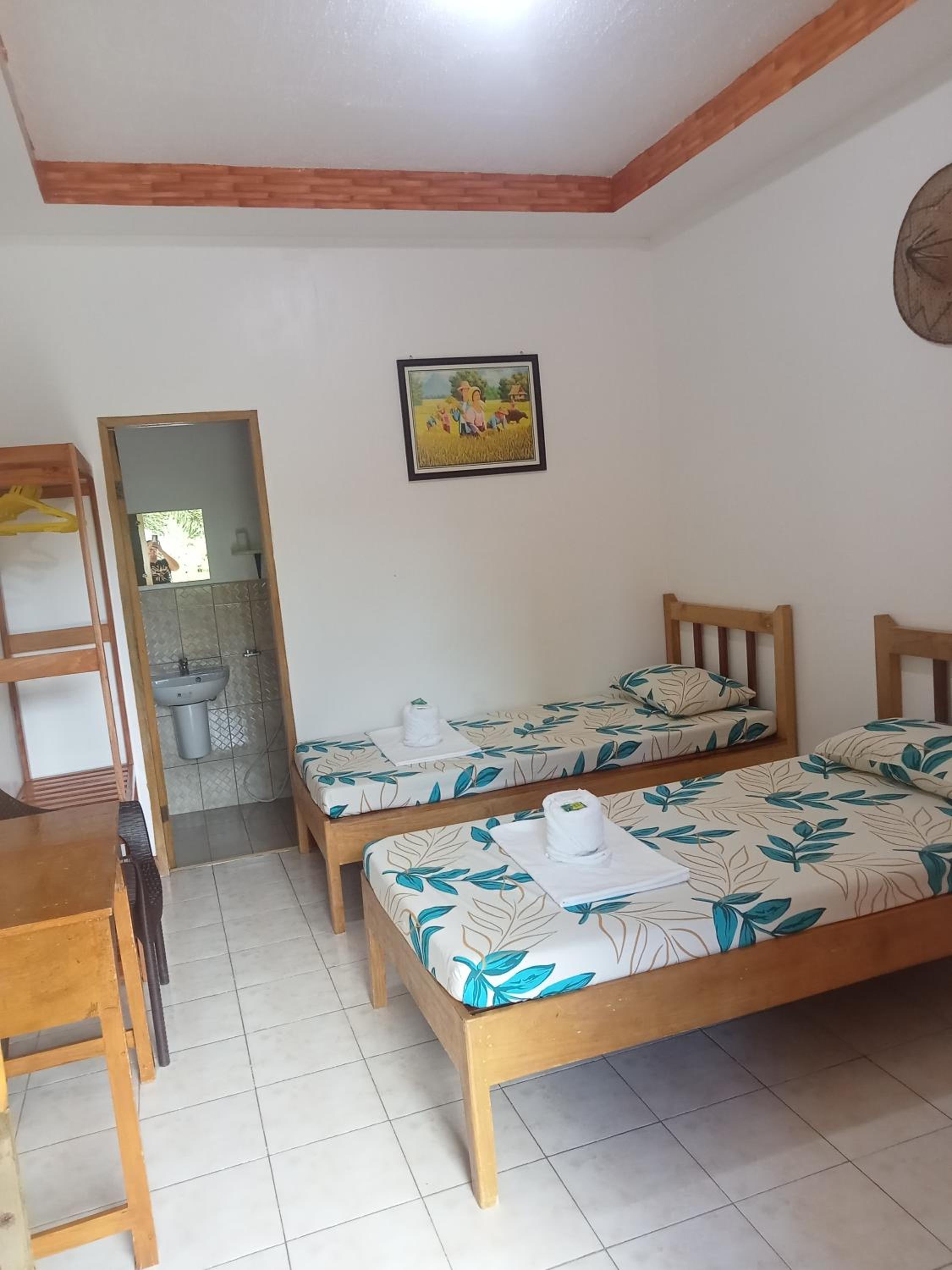 Hanna's Place Rooms for Rent Solangon San Juan Siquijor view 5
