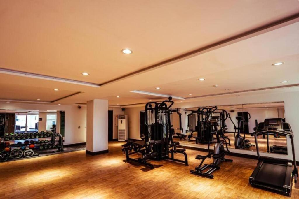 Zameen Opal- 1-Bed Apartment Bed Apartment for Rent view 3