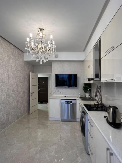 Comfy 2 bedroom Near Heydar Aliyev centre