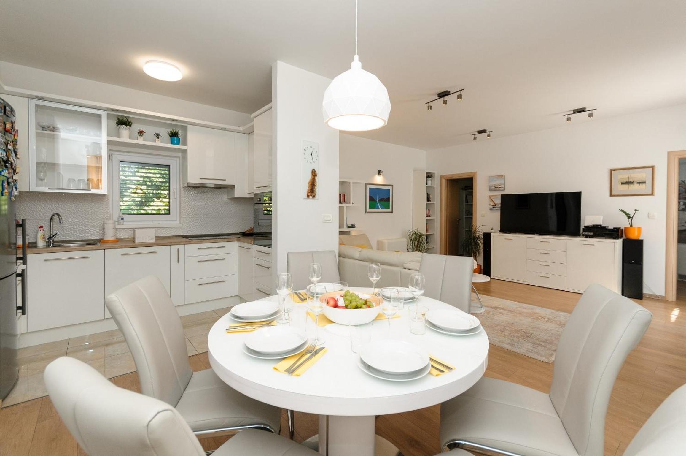 Luxury Villa with Heated Pool, Terrace, and Outdoor Amenities for Relaxation