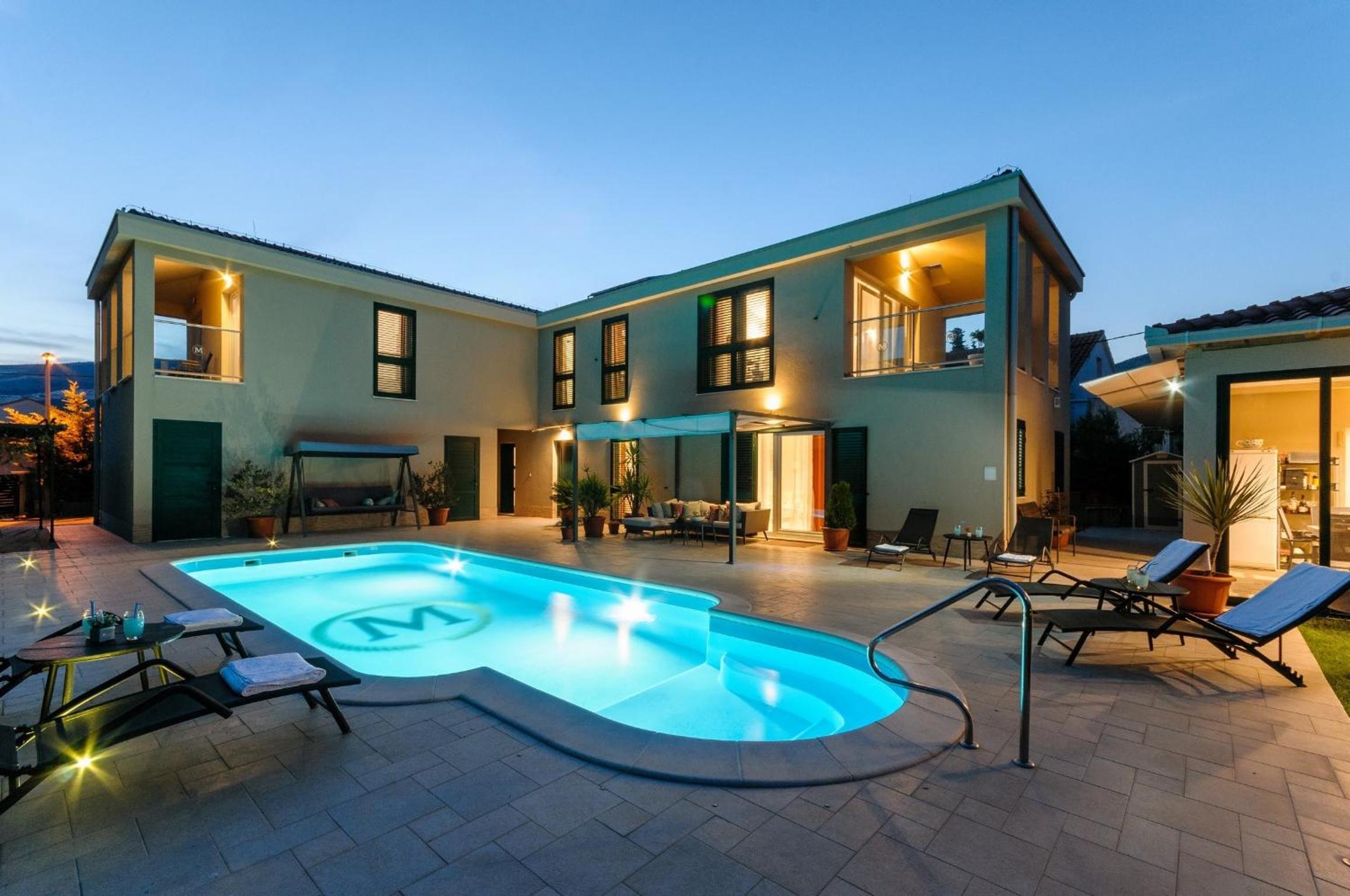 Luxury Villa with Heated Pool, Terrace, and Outdoor Amenities for Relaxation