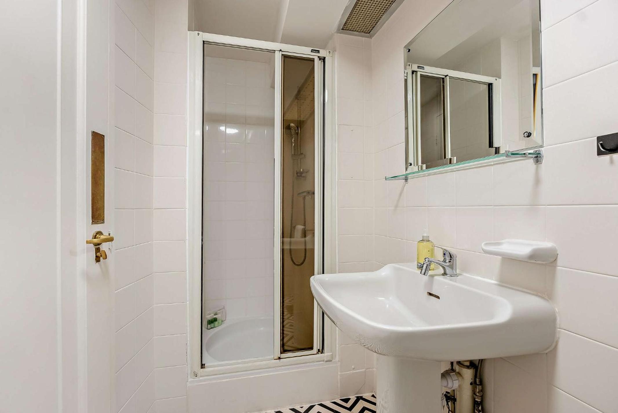 Strathmore Court Apartments
