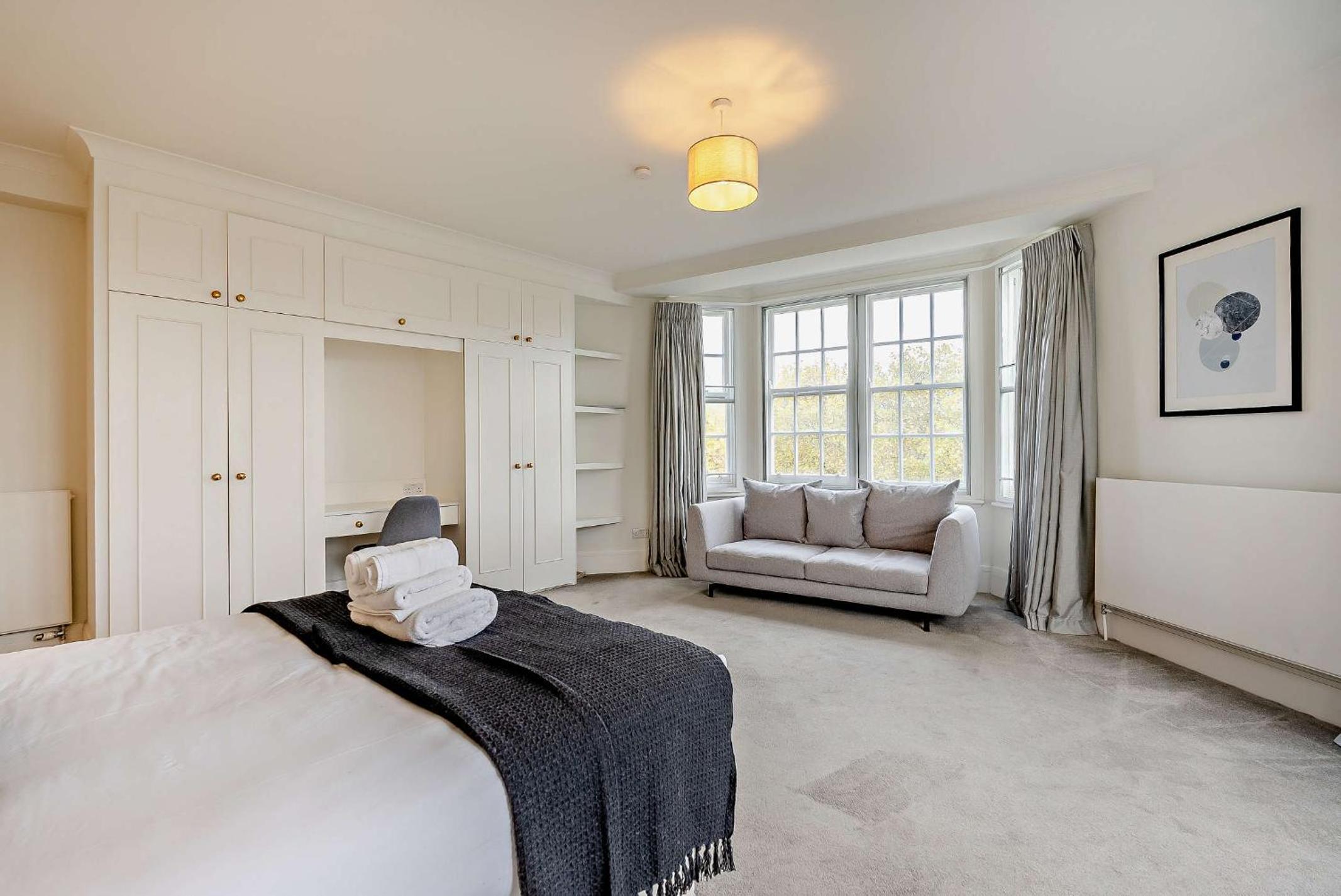 Strathmore Court Apartments