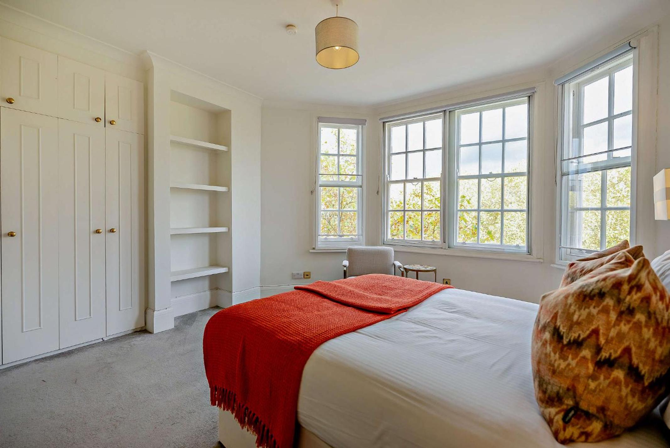 Strathmore Court Apartments