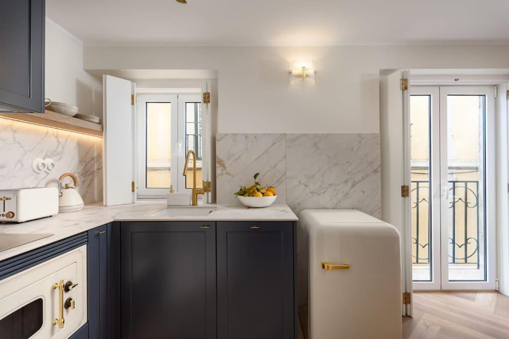 Alfama City Apartment - Old Lisbon view 5