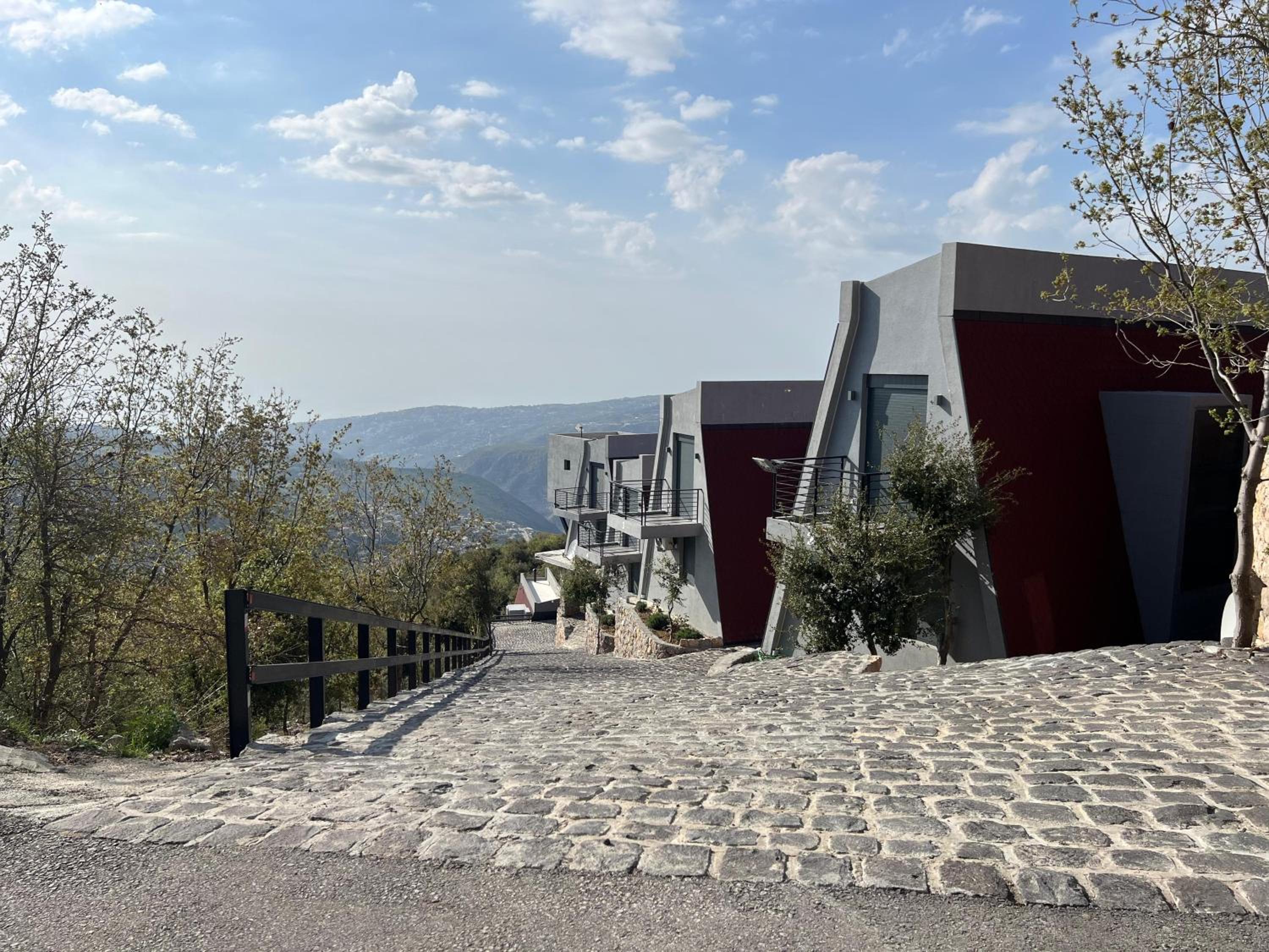 Orion, Hills of Zaarour