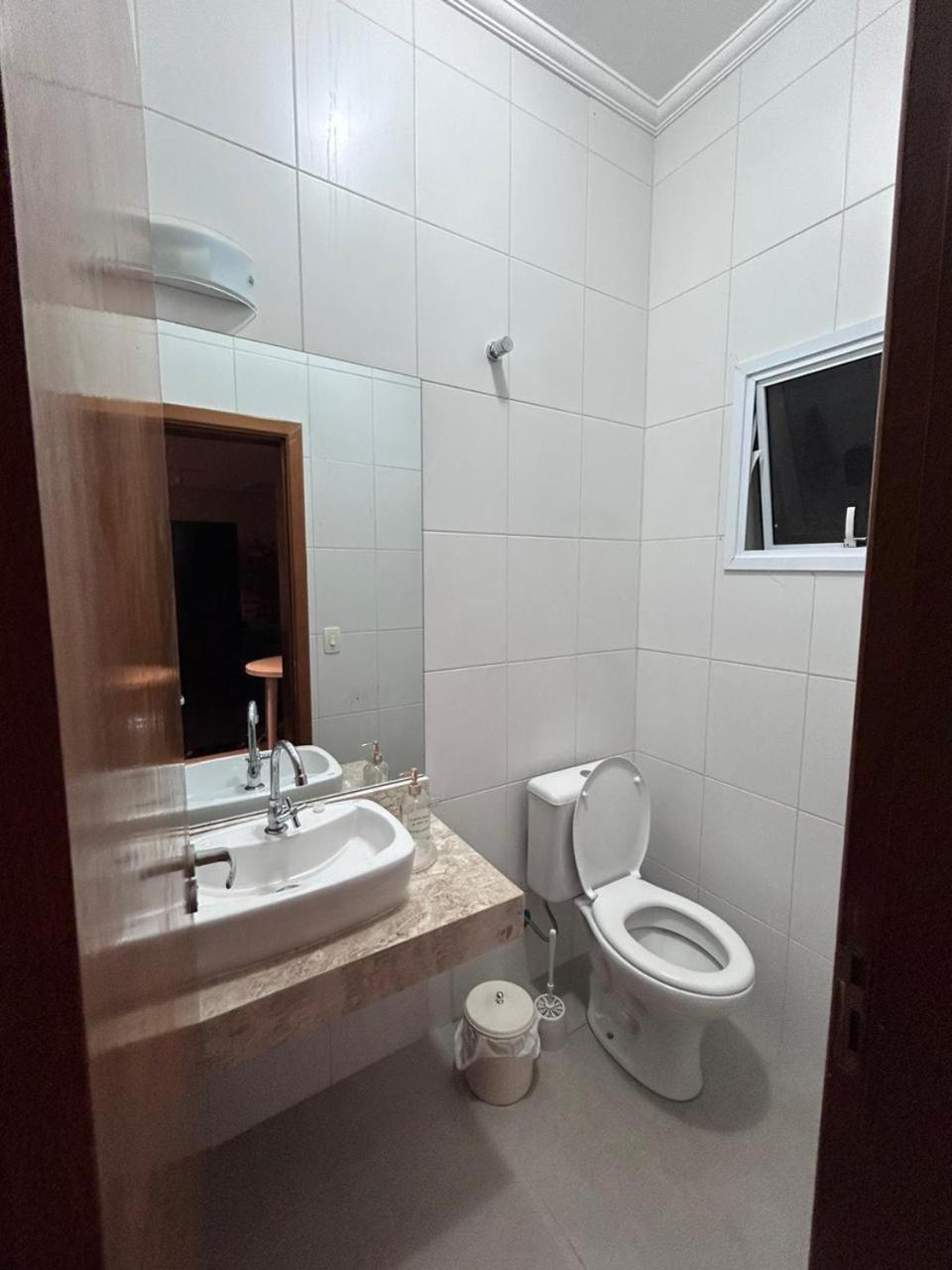 Casa com piscina aquecida, experiência única no litoral norte - Condomínio Morada da Praia!