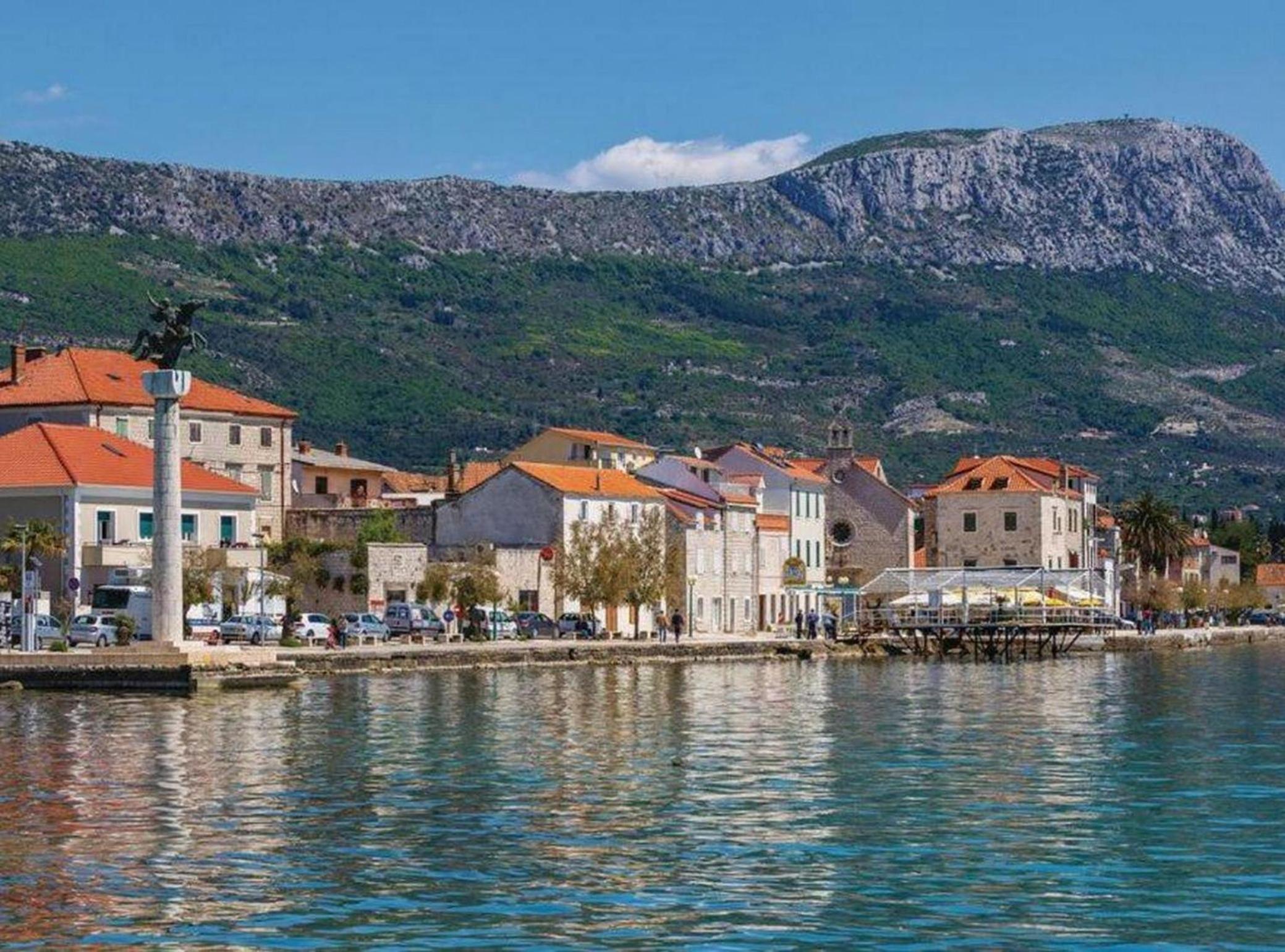 Charming Villa with Outdoor Pool, BBQ, and Sun Deck in Tranquil Kaštela Area view 2