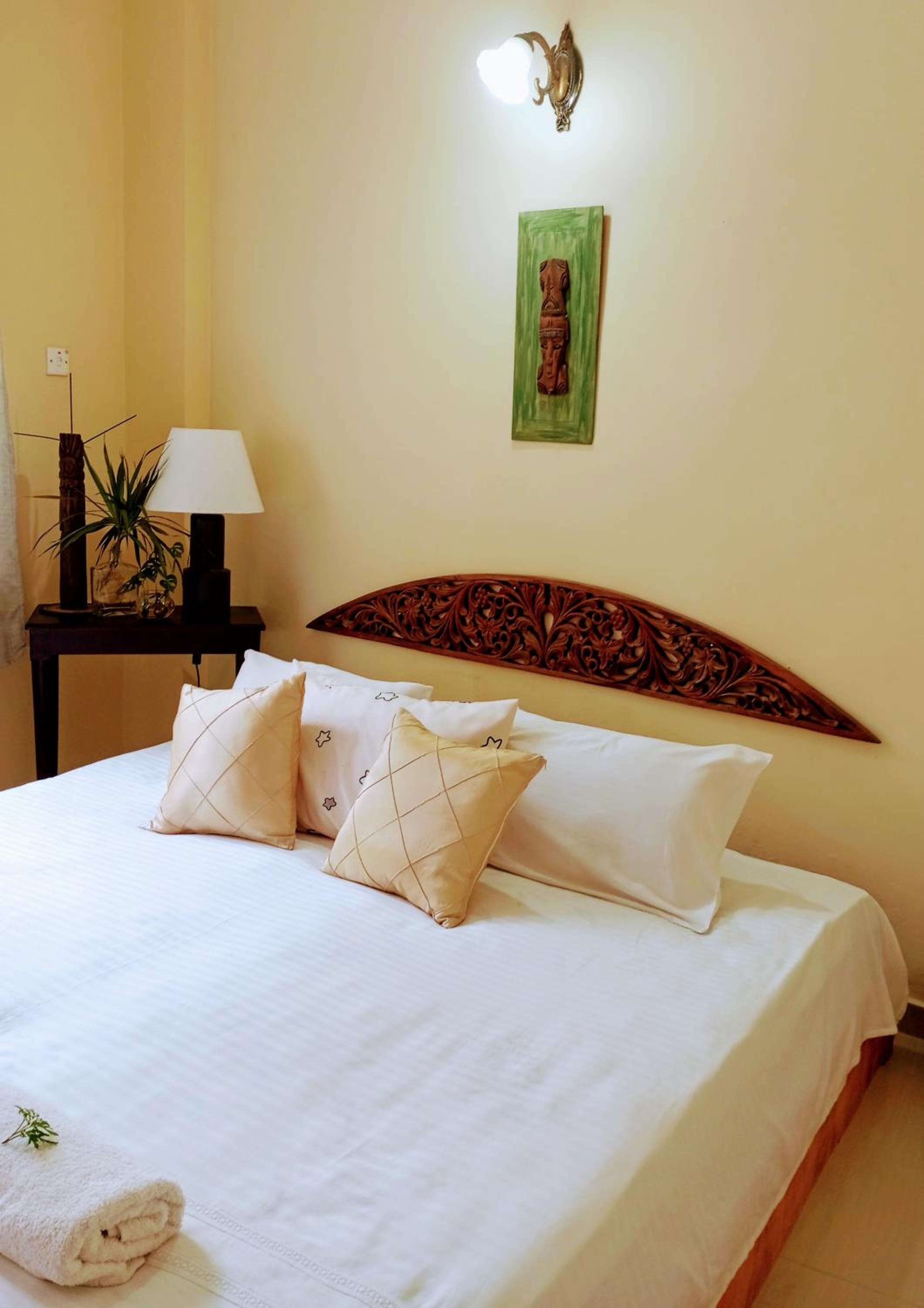 Classy and Stylish One Bedroom Aptment in Col