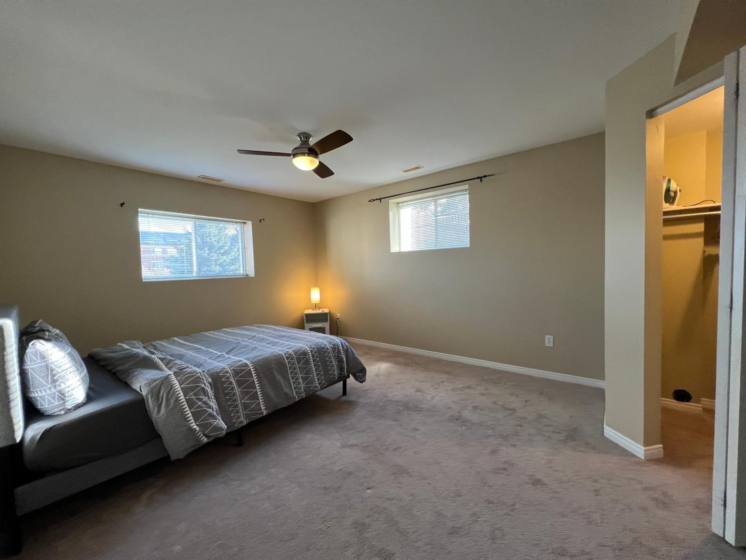 Arbour Ridge Vacation Home - Trail View! 5 bedrooms, 8 beds