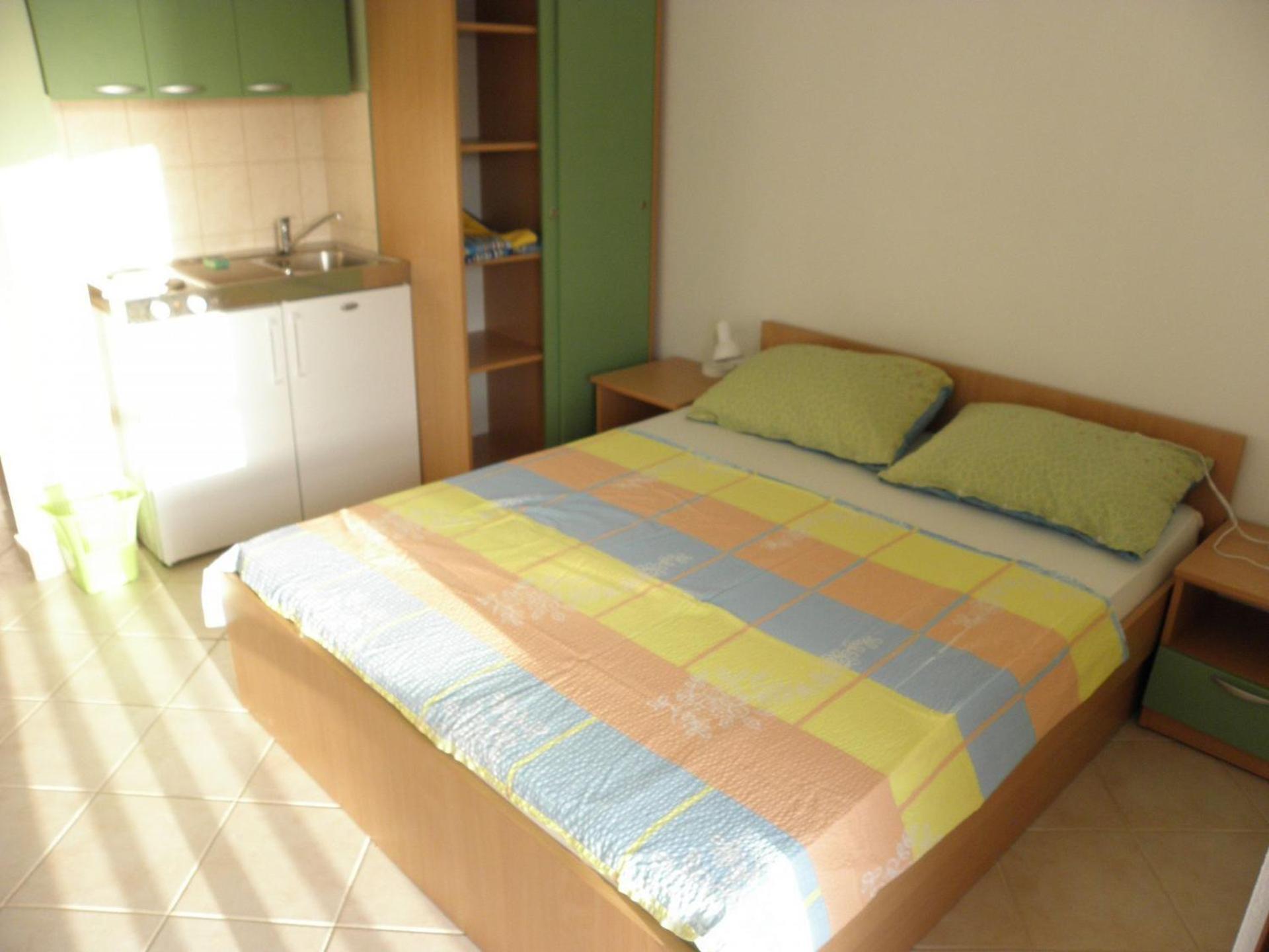 Photo 33