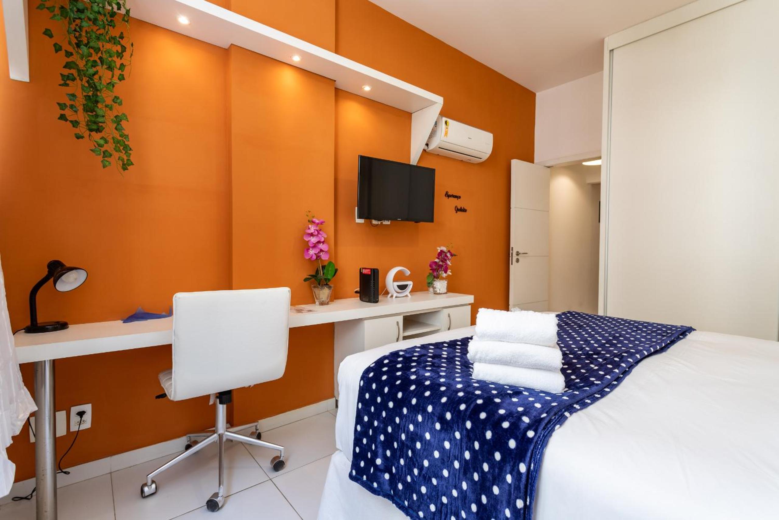 Studio em Copacabana a 5 minutos da praia - NSC309