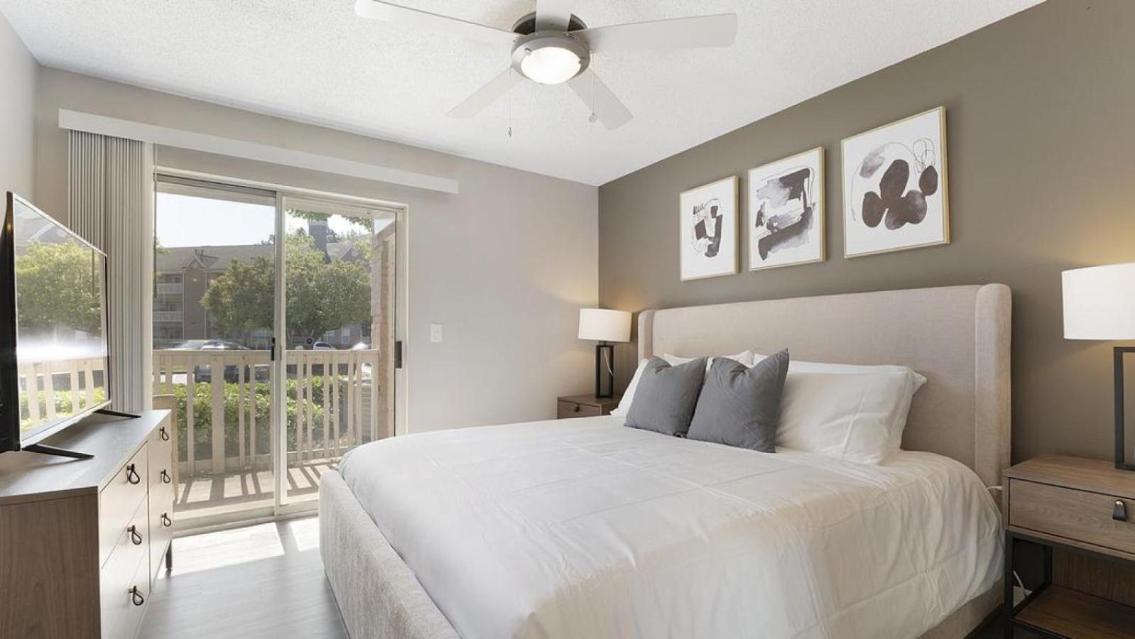 Landing at The Village at Stetson Square - 2 Bedrooms in Corryville