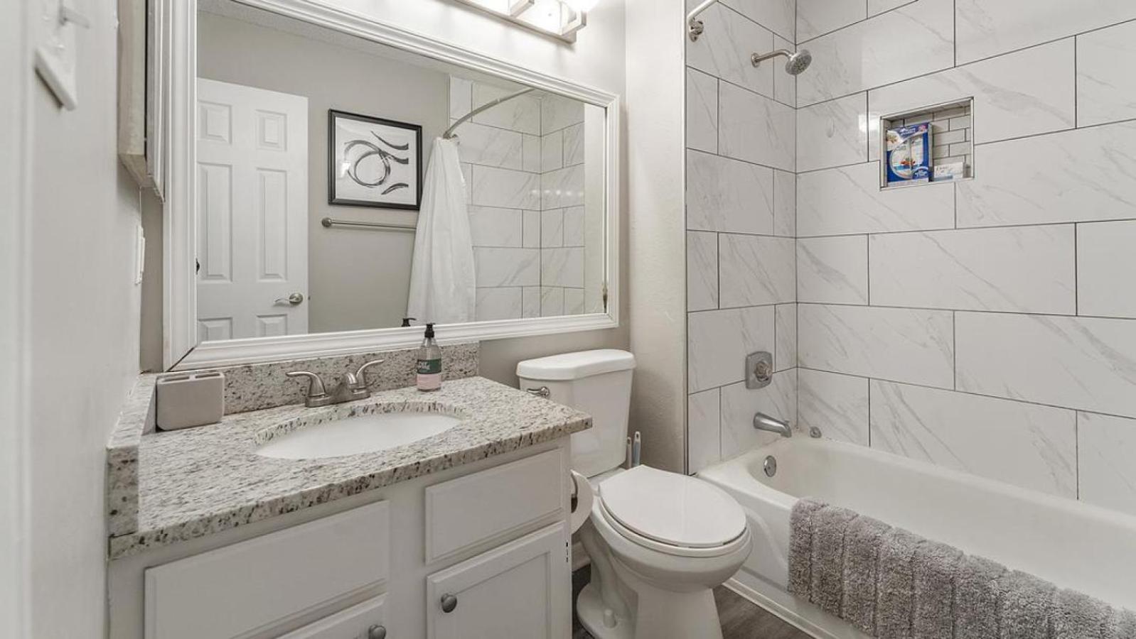 Landing at The Village at Stetson Square - 2 Bedrooms in Corryville