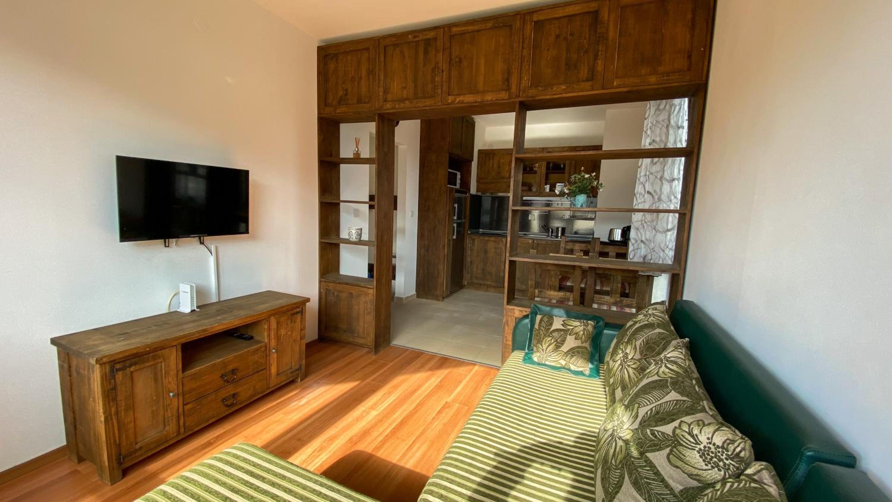 Wooden Apartment in Belvedere