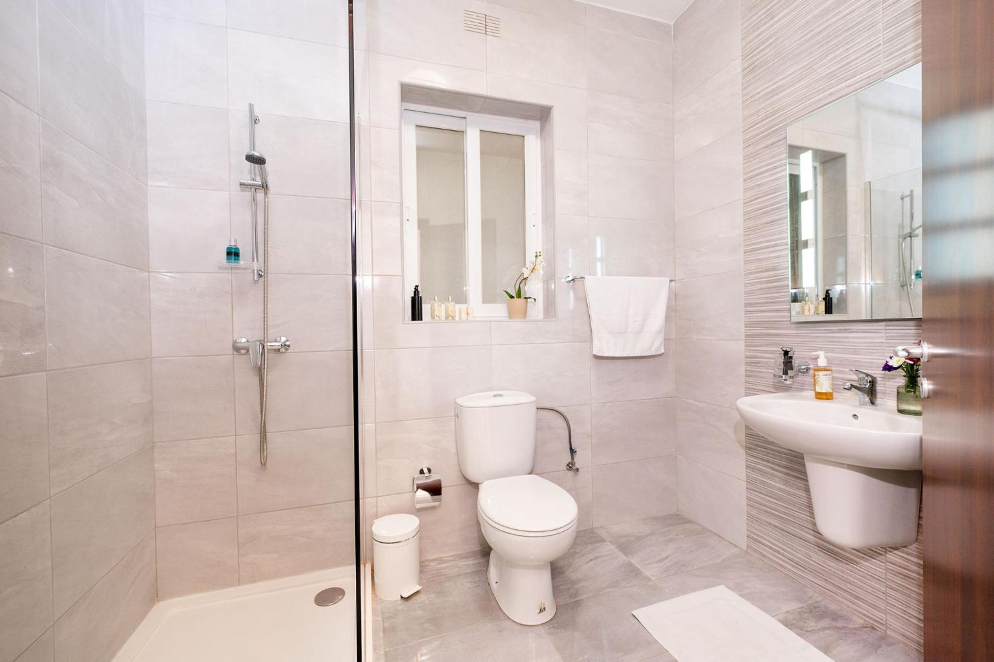 Hillock Residence Apartments