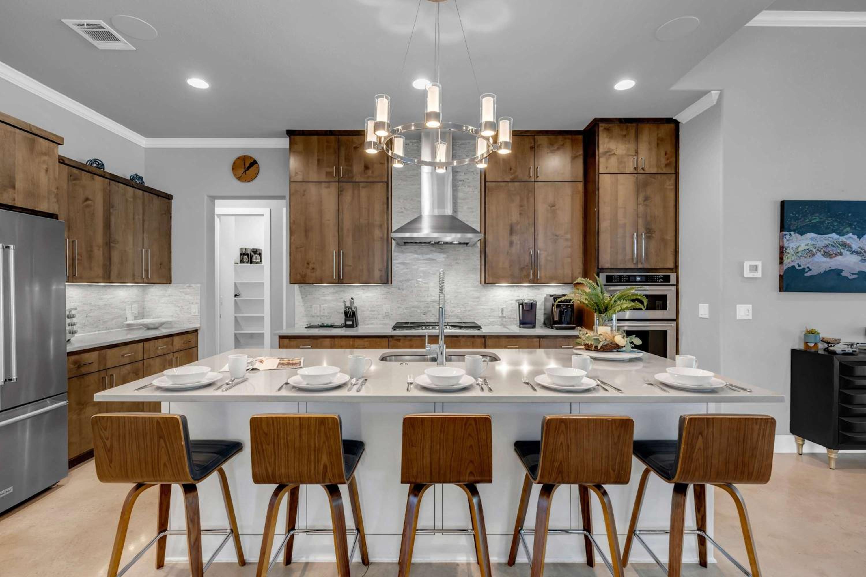 Lakeshore Retreat with Concierge Services