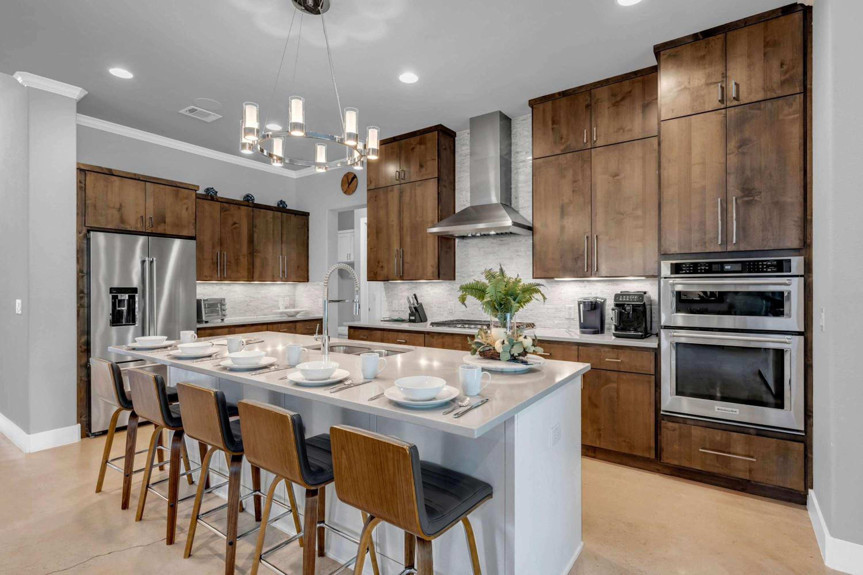 Lakeshore Retreat with Concierge Services
