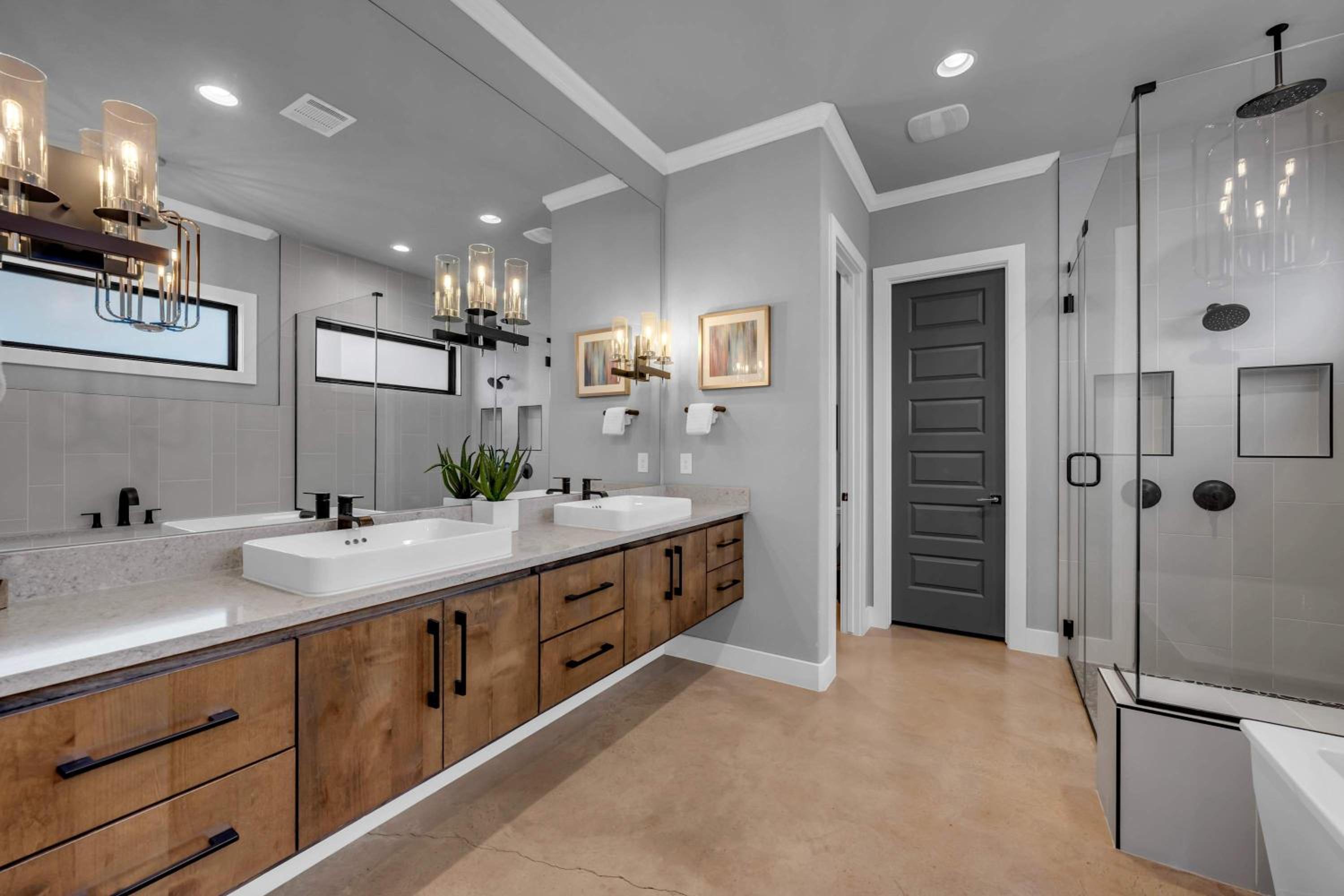 Lakeshore Retreat with Concierge Services