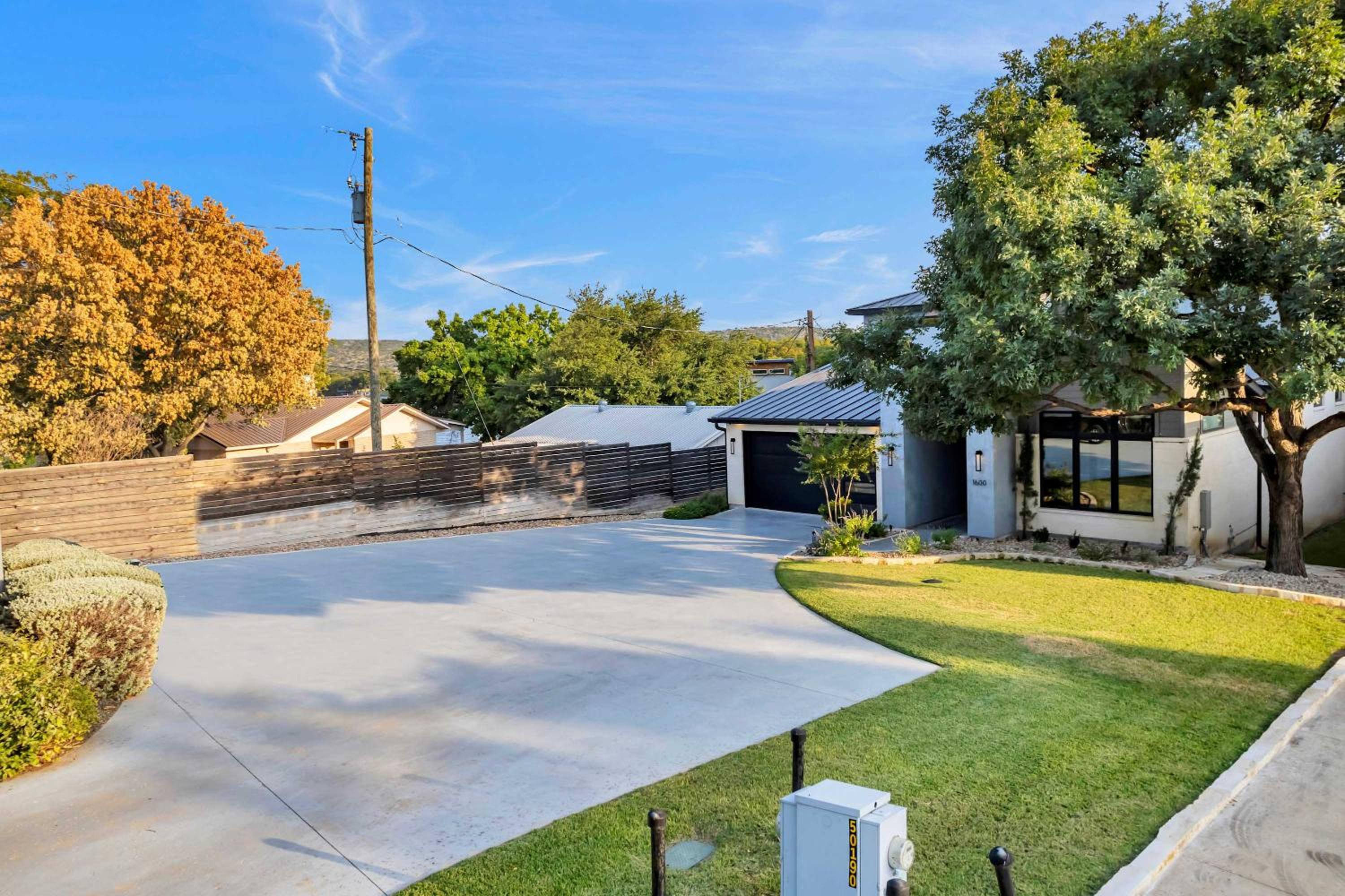 Lakeshore Retreat with Concierge Services