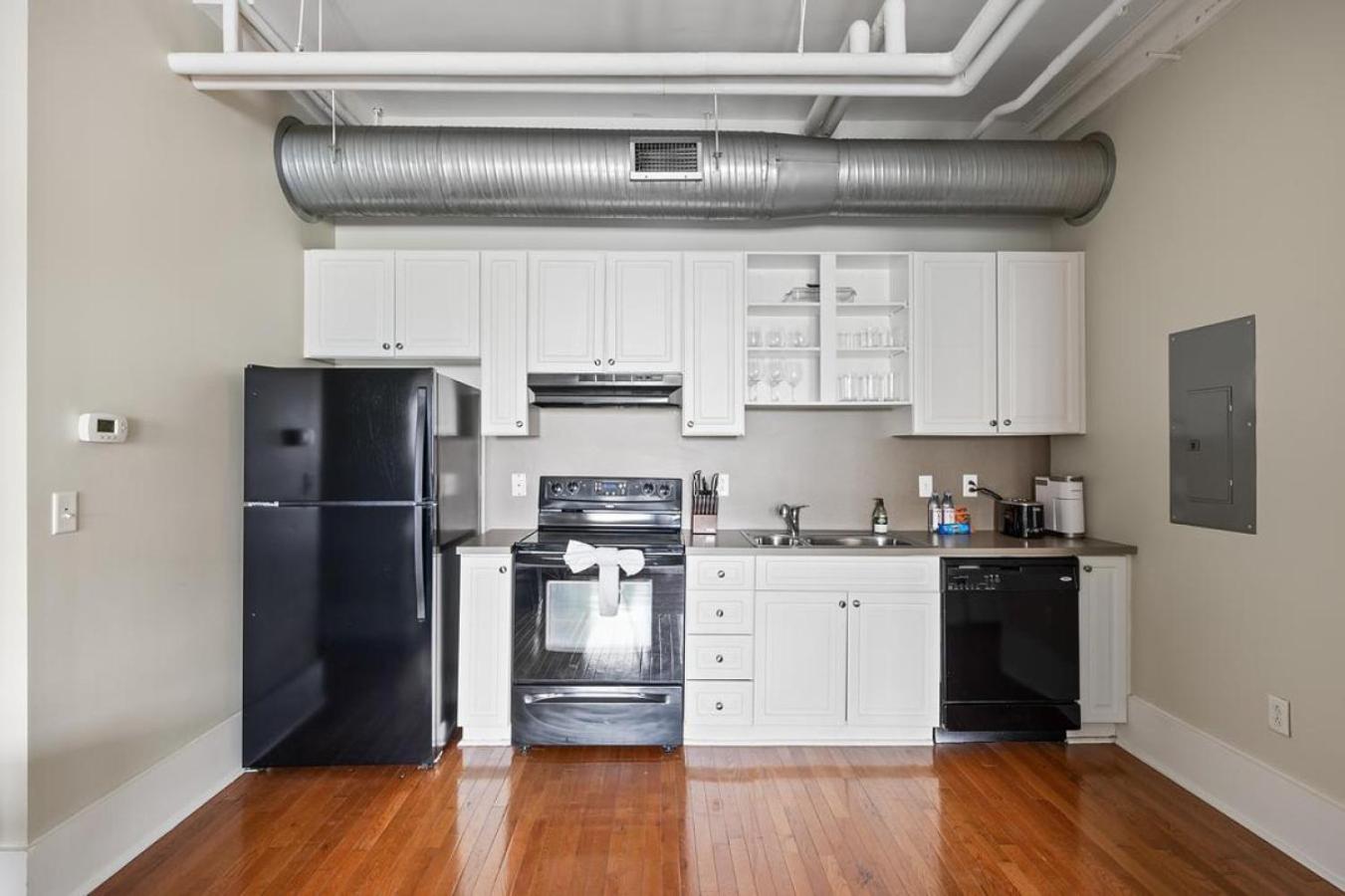 Landing at The Stahlman - 2 Bedrooms in Downtown view 3