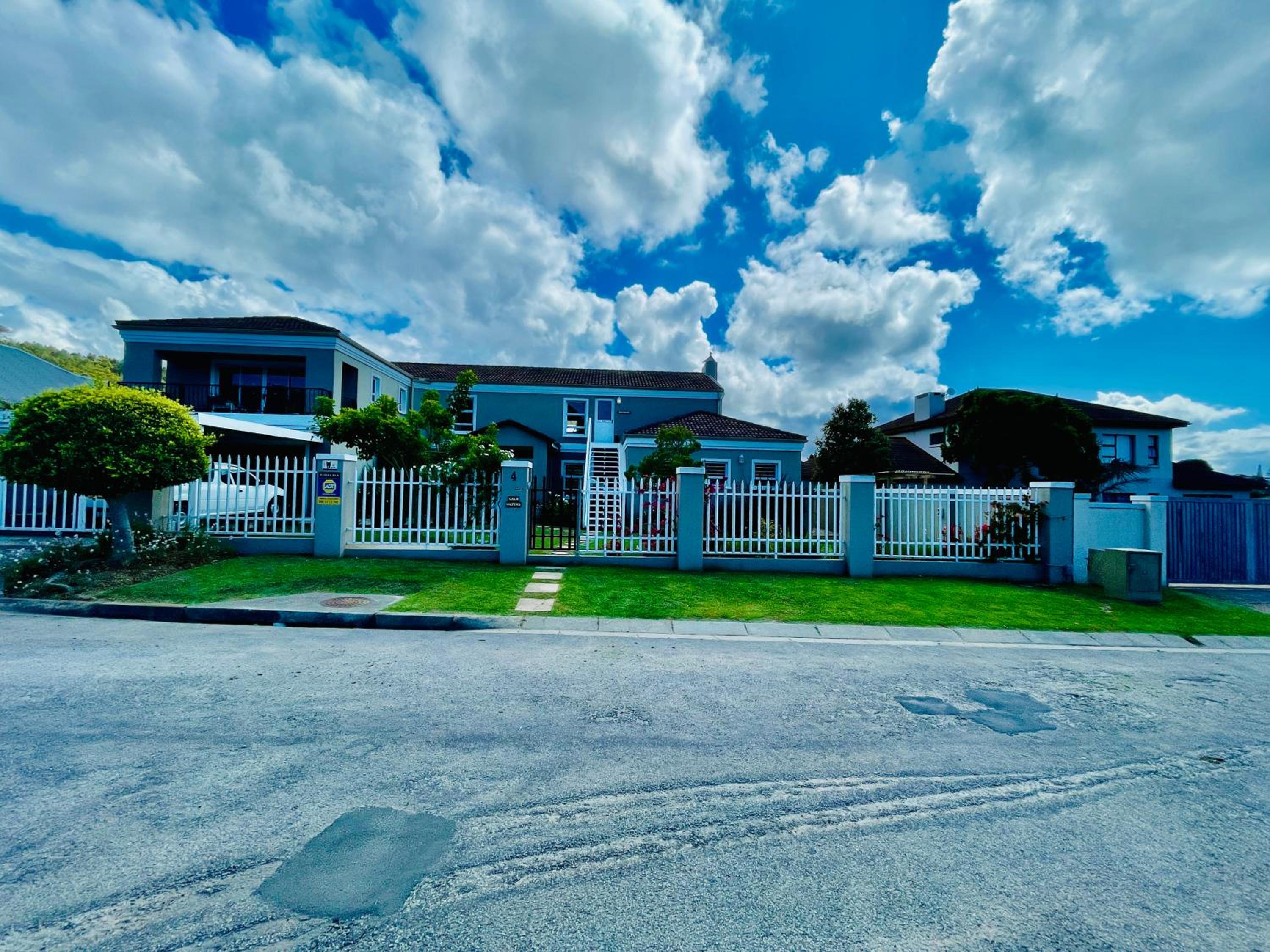 Photo 32