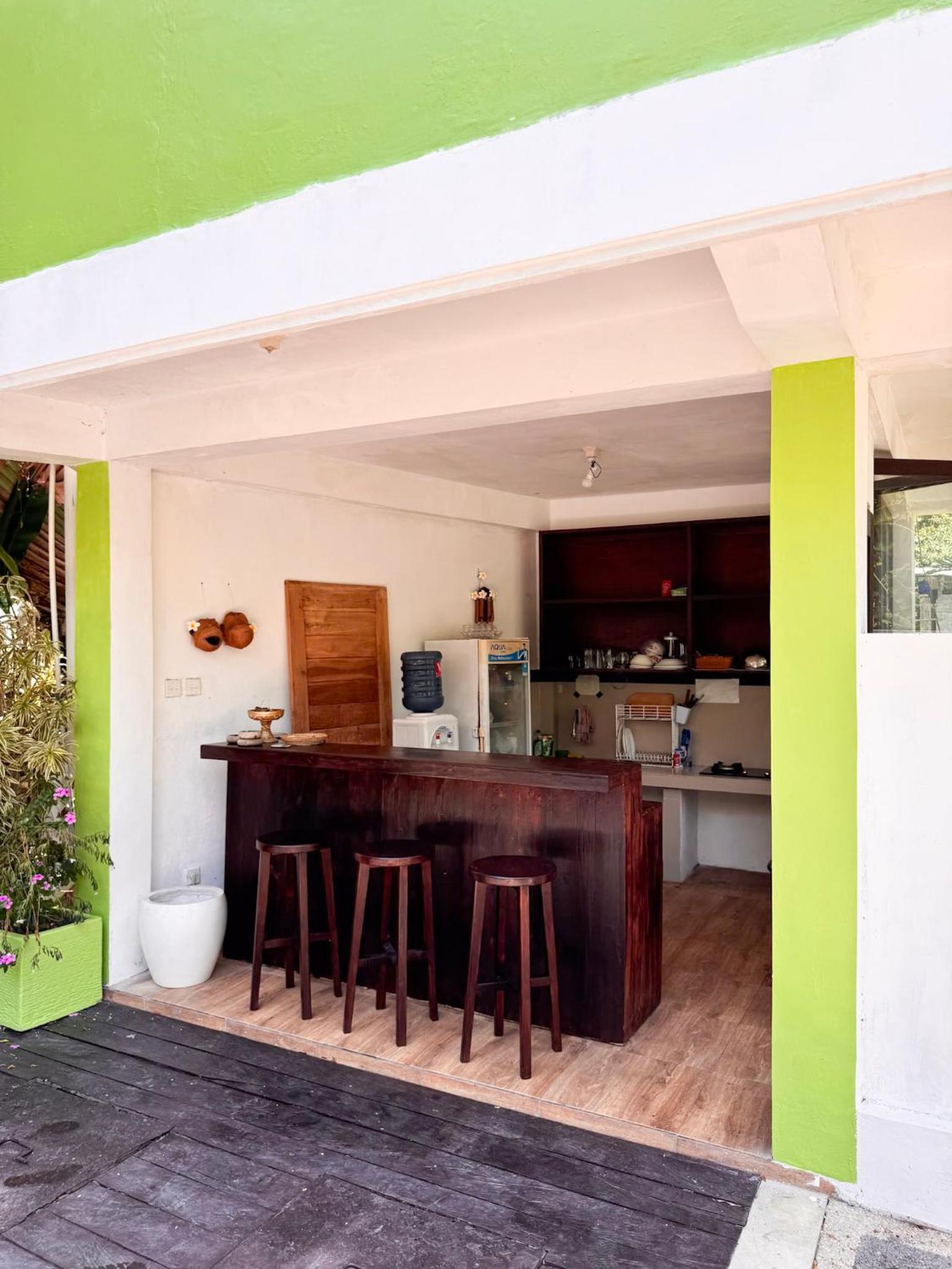Urban Jungle Beach House view 3