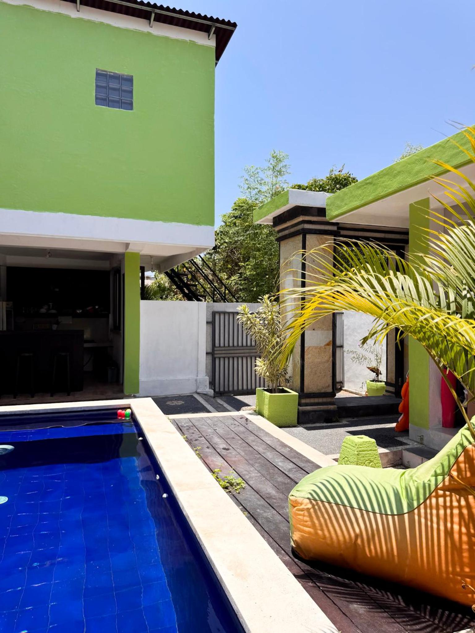 Urban Jungle Beach House view 5