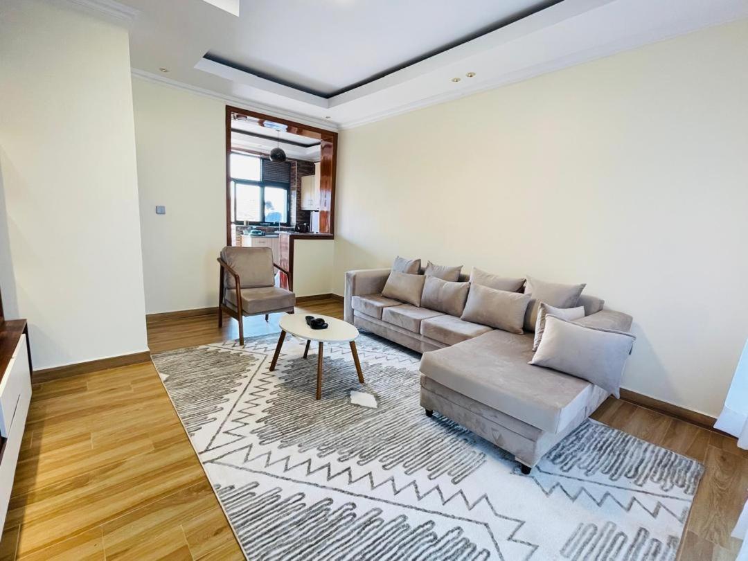 LOMEMO Apartments