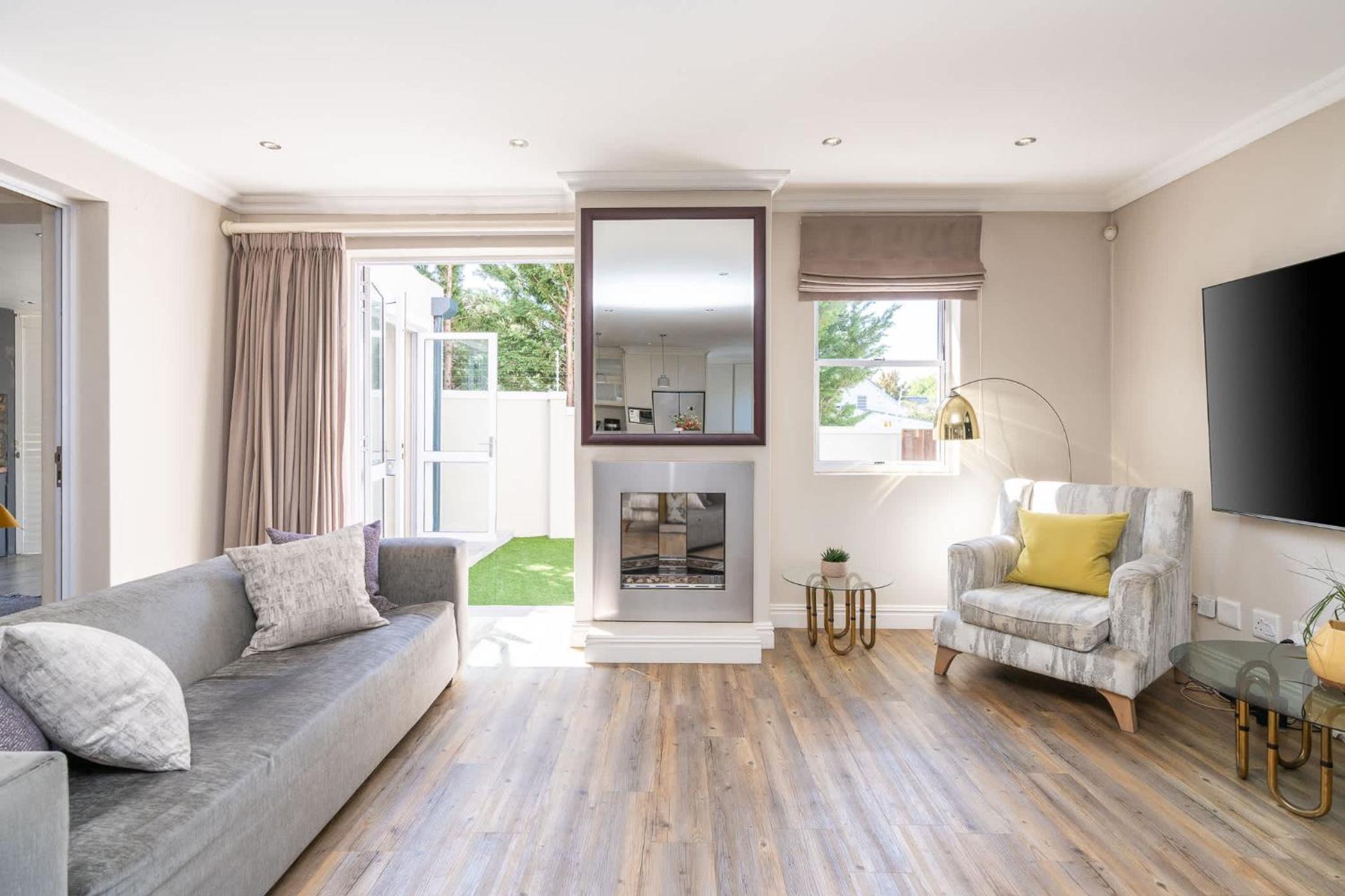 4 Bedroom Haven In Chelsea Village