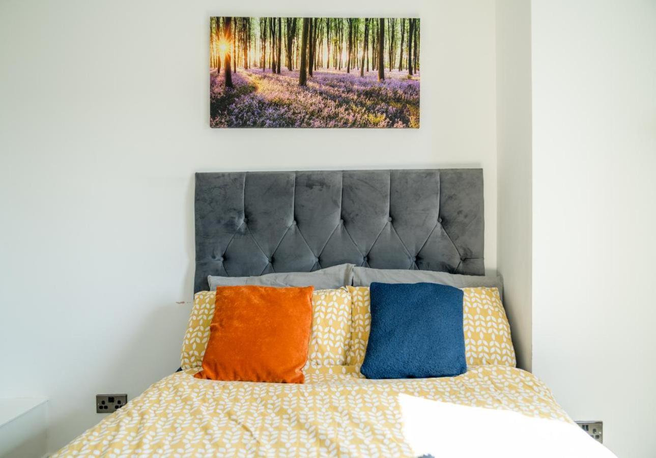 Charming Enfield Stay Relaxing Private Room in Great Location view 4
