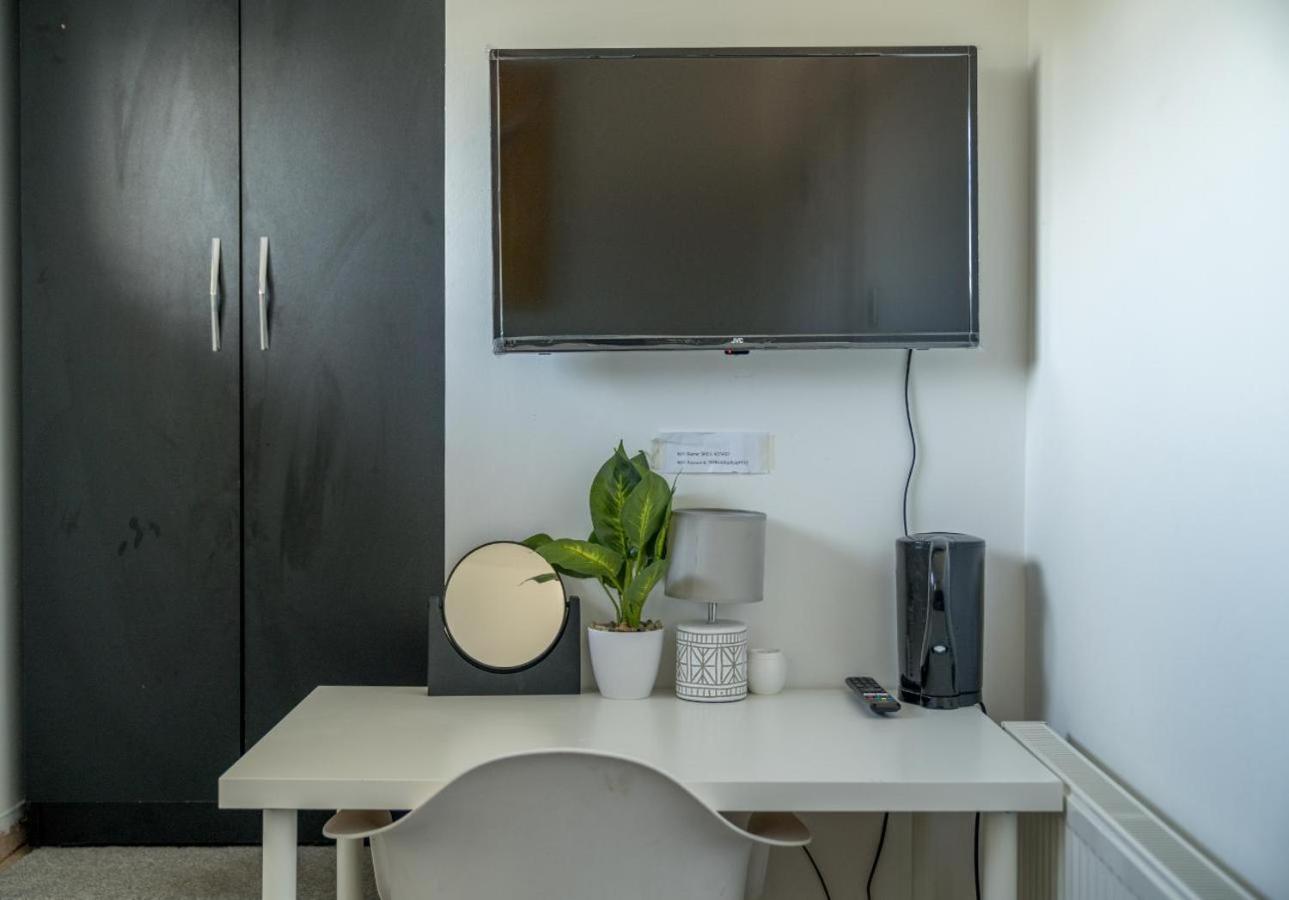Charming Enfield Stay Relaxing Private Room in Great Location view 5