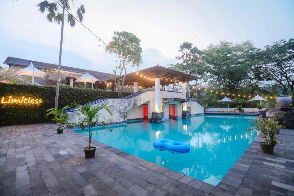 Taman Dayu Golf Club and Resort