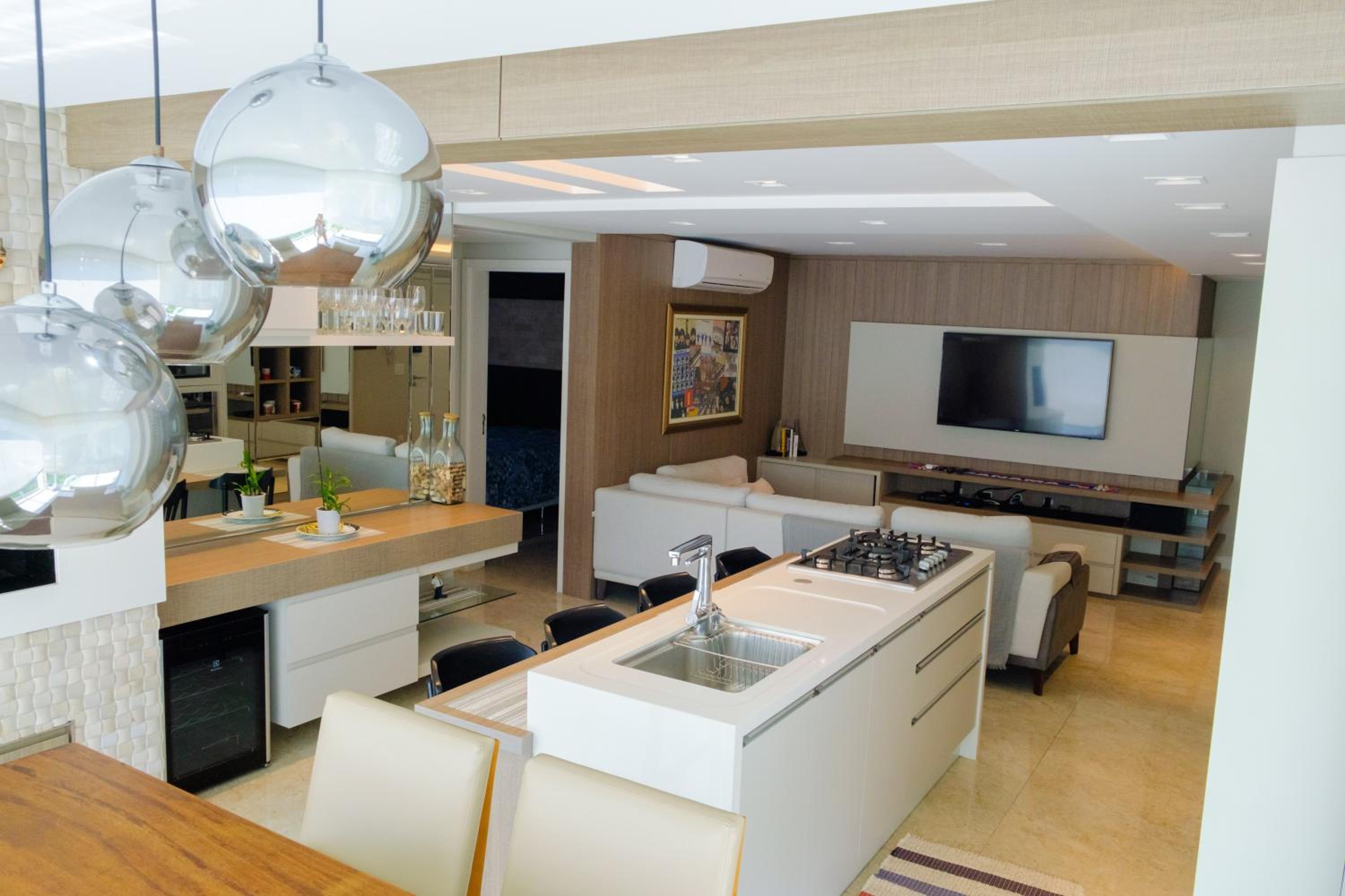 Luxury at the beach!Wi-Fi500Mpbs